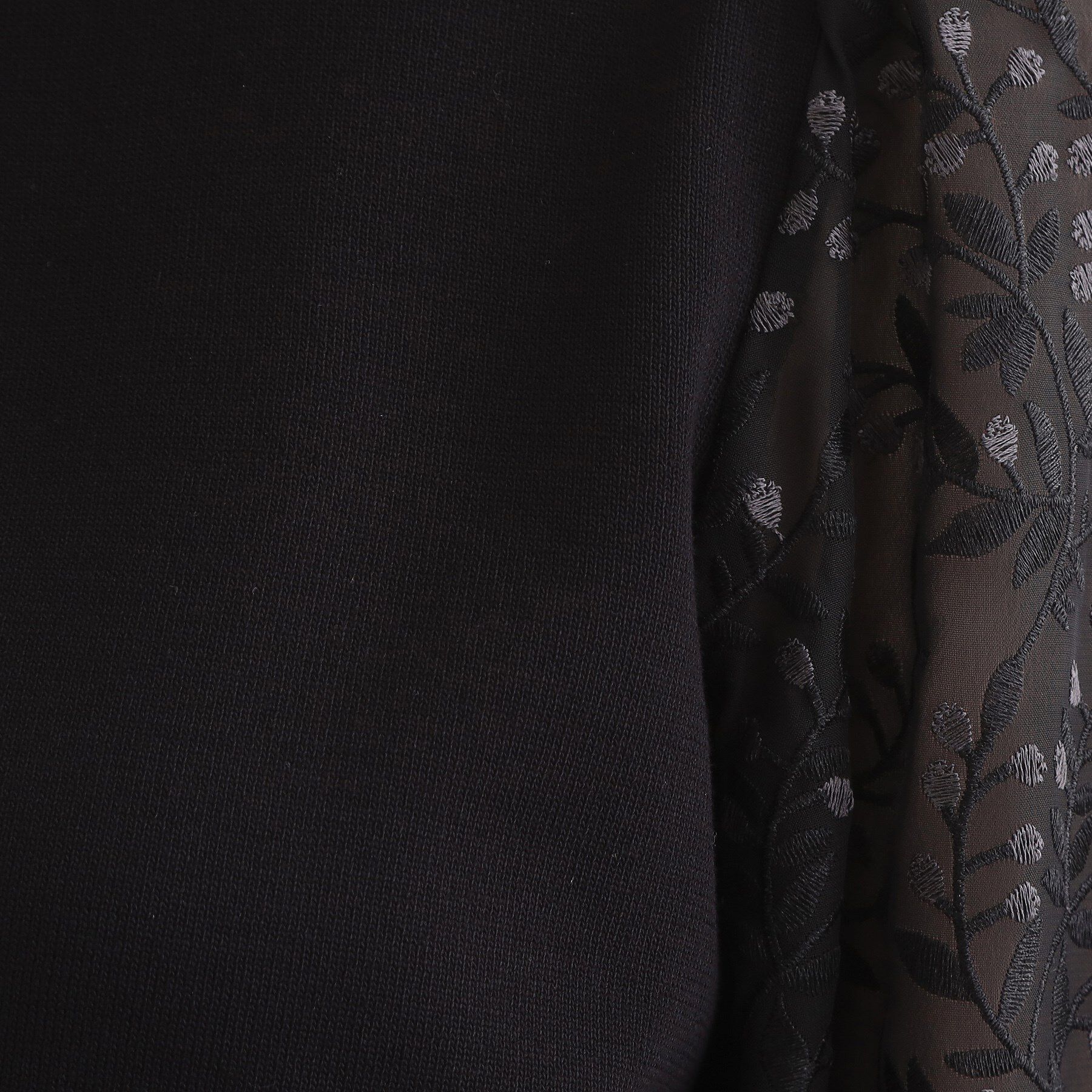 grove「【二の腕カバー】繊細さと上品さをまとう袖刺繍プルオーバーニット」|ニット・セーター|