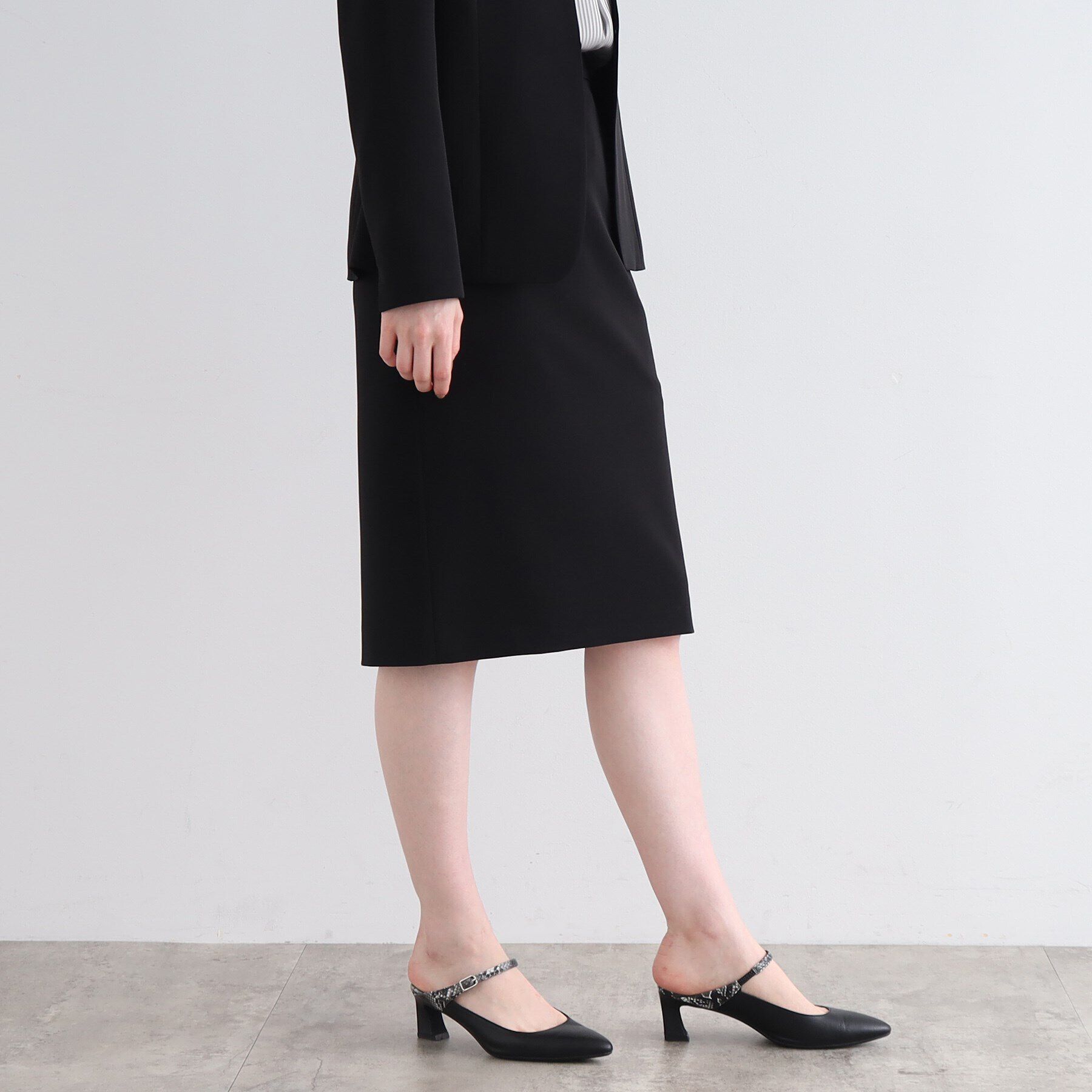 INDIVI「【洗える/UVケア/エコ/日本製】ストレッチ ストレートスカート」|スーツ|