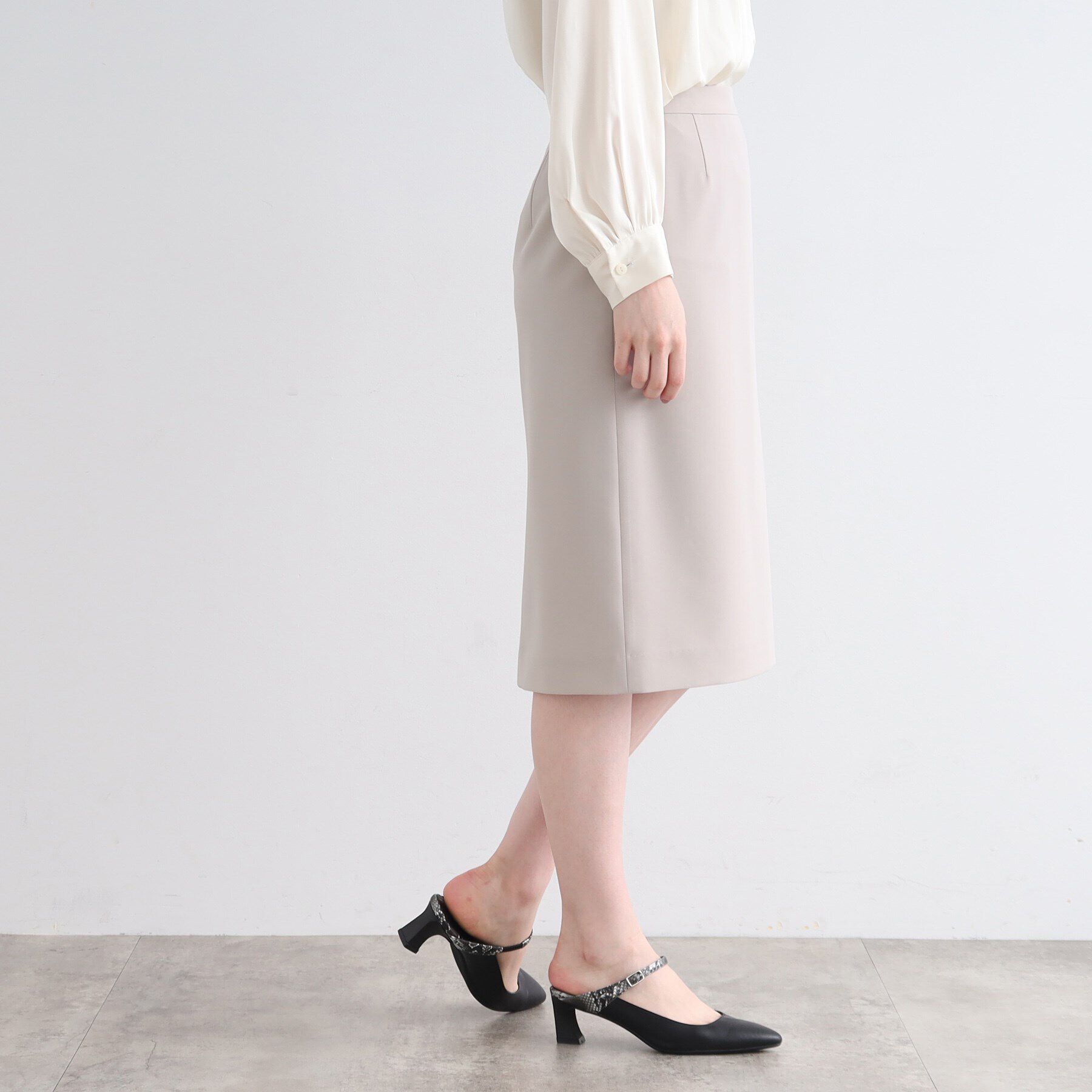 INDIVI「【洗える/UVケア/エコ/日本製】ストレッチ ストレートスカート」|スーツ|