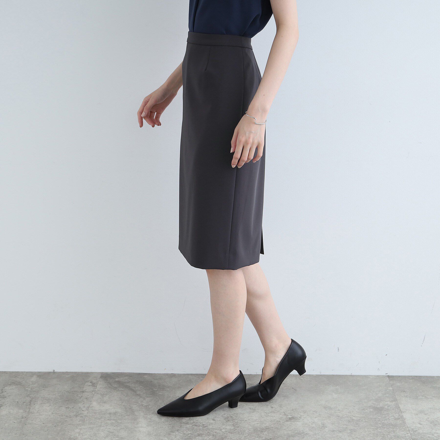 INDIVI「【洗える/UVケア/エコ/日本製】ストレッチ ストレートスカート」|スーツ|