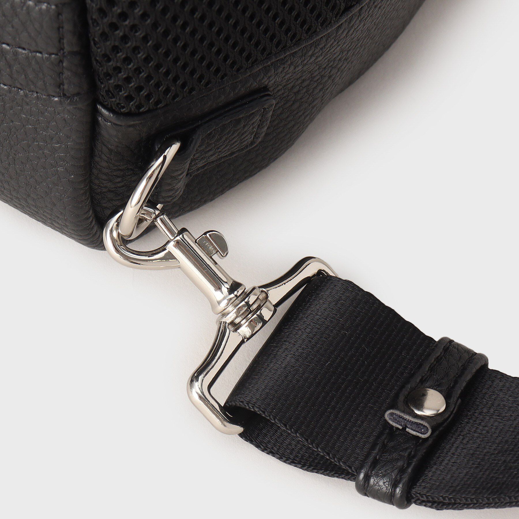 TAKEO KIKUCHI「薄マチ スマート 大人　ワンショルダーバッグ」|ショルダー・メッセンジャー|