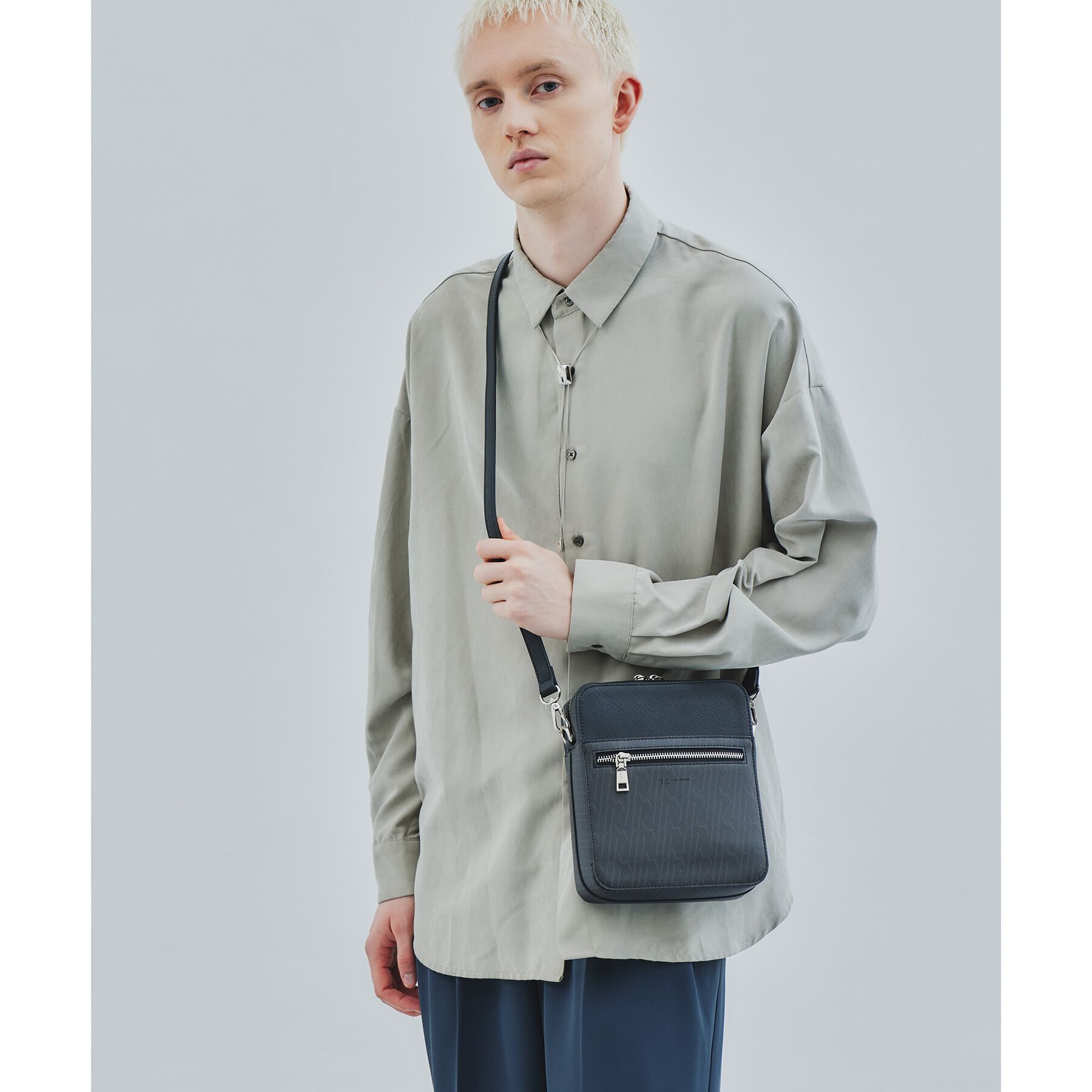 tk.TAKEO KIKUCHI「バイカラースクエアボックスショルダーバッグ」|ショルダー・メッセンジャー|