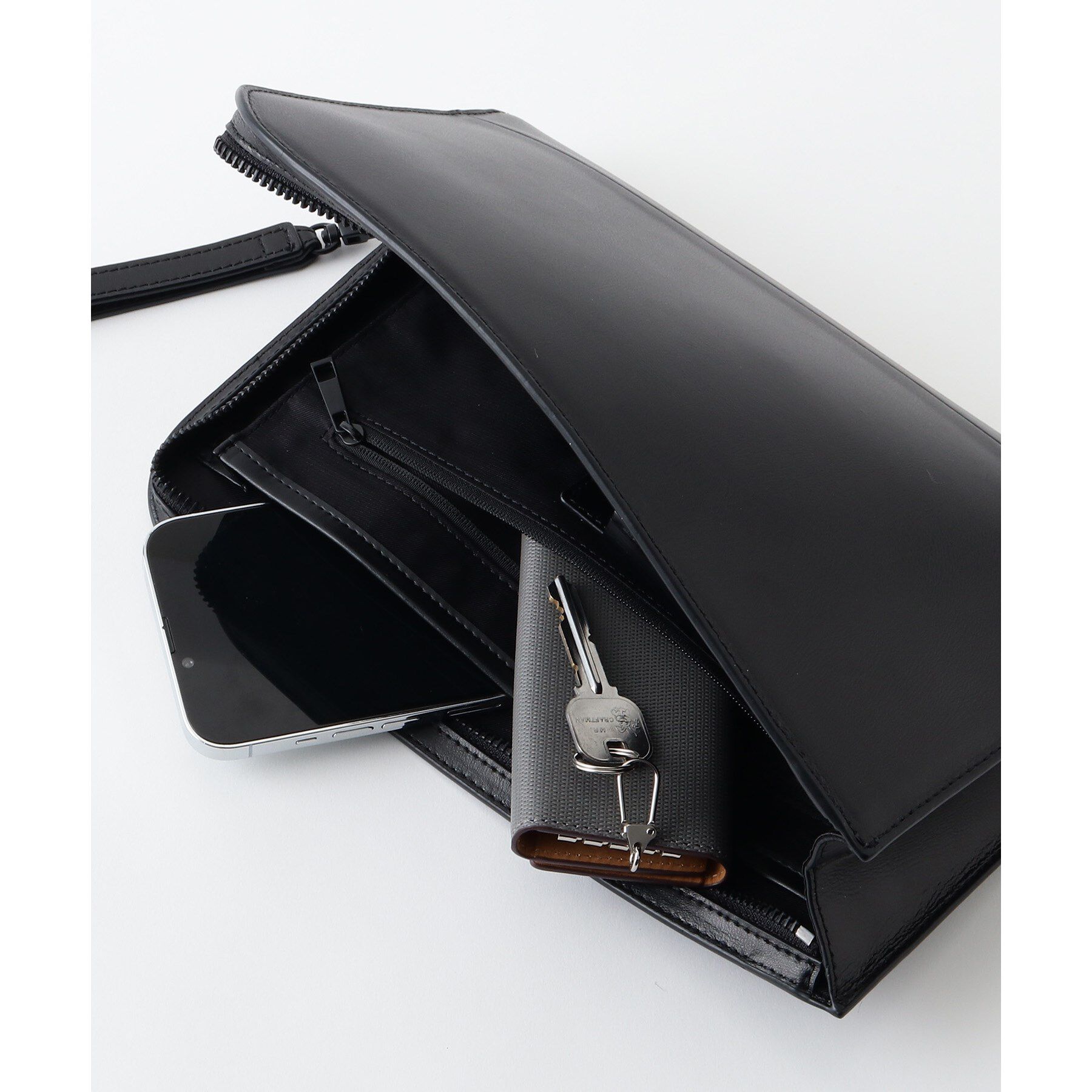 tk.TAKEO KIKUCHI「【冠婚葬祭】レザー クラッチバッグ」|クラッチバッグ|