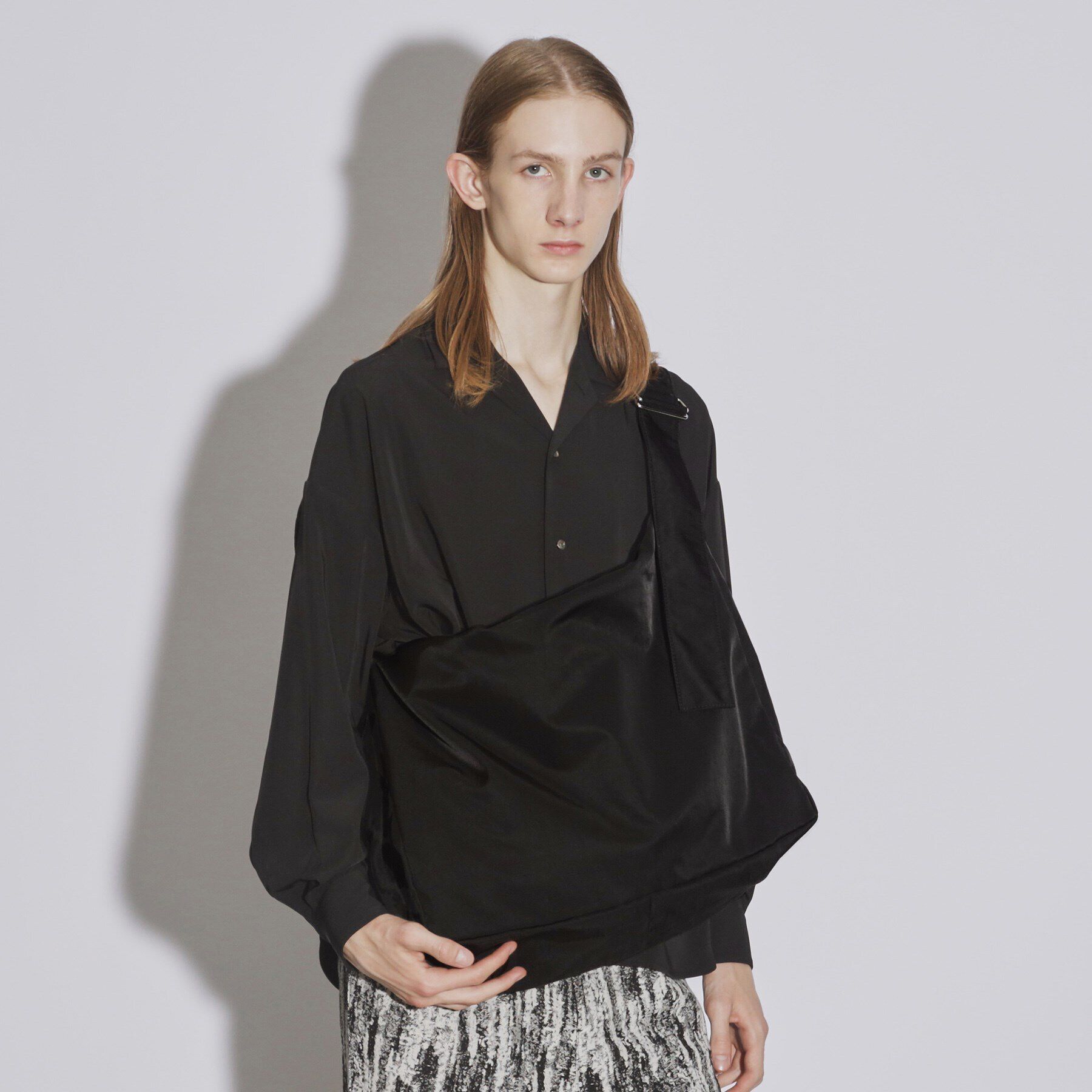 tk.TAKEO KIKUCHI「ルーズビッグショルダーバッグ／たすき掛け／ビッグ／A4サイズ収納可能」|ショルダー・メッセンジャー|