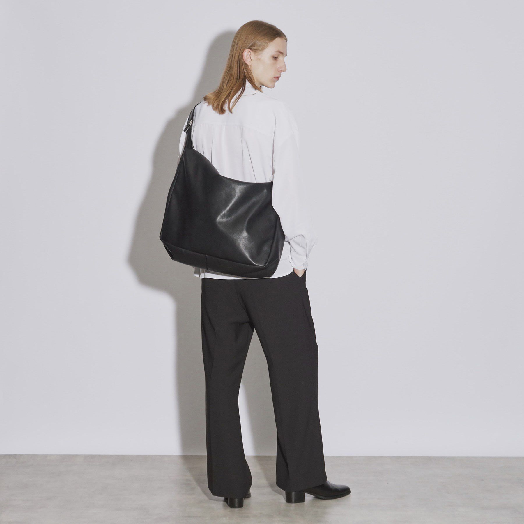 tk.TAKEO KIKUCHI「ルーズビッグショルダーバッグ／たすき掛け／ビッグ／A4サイズ収納可能」|ショルダー・メッセンジャー|