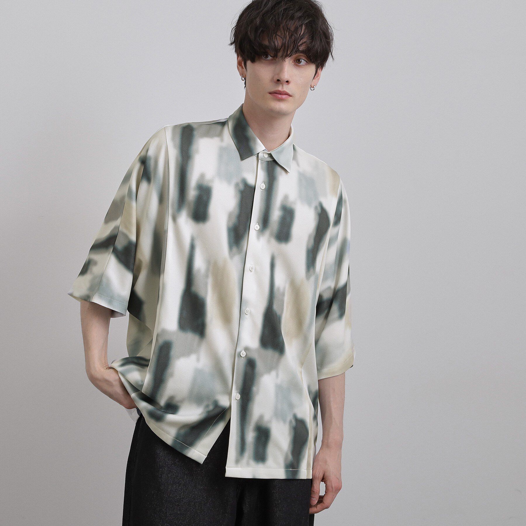 tk.TAKEO KIKUCHI「アブストラクトドルマンシャツ」|シャツ・ブラウス|ホワイト(401)