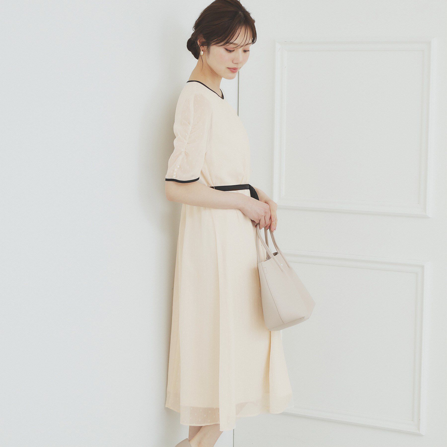 index「フィット＆フレアバイカラーワンピース【洗濯機洗い可/イージーアイロン】」|ワンピース|