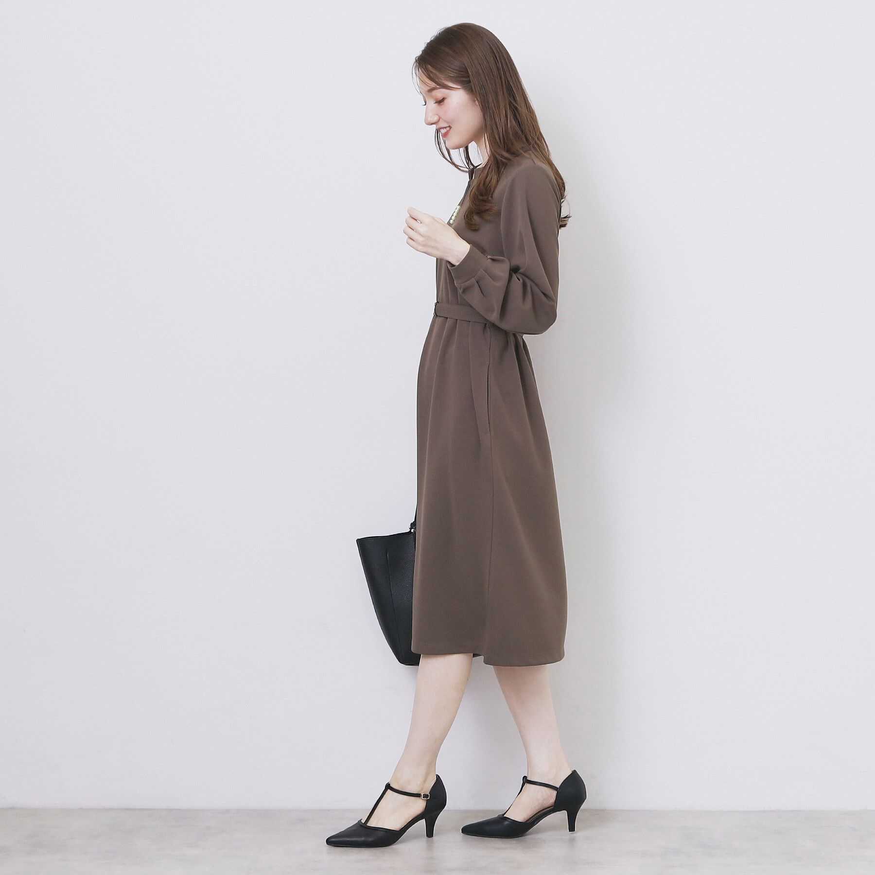 index「パール調ボタン付きキーネックワンピース【洗濯機OK】《S～3L》」|ワンピース|