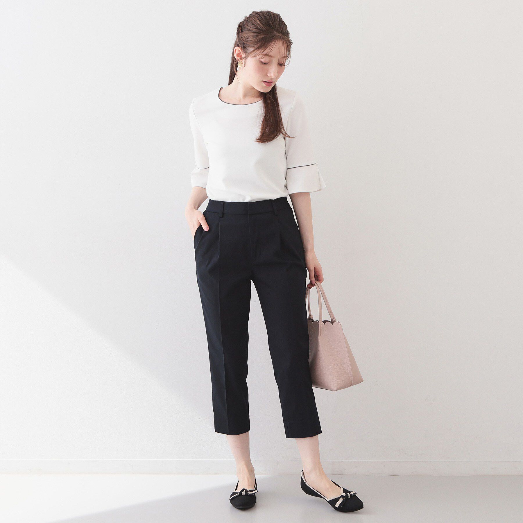 index「フレアスリーブバイカラートップス【洗濯機OK/接触冷感/UVケア】」|Tシャツ・カットソー|