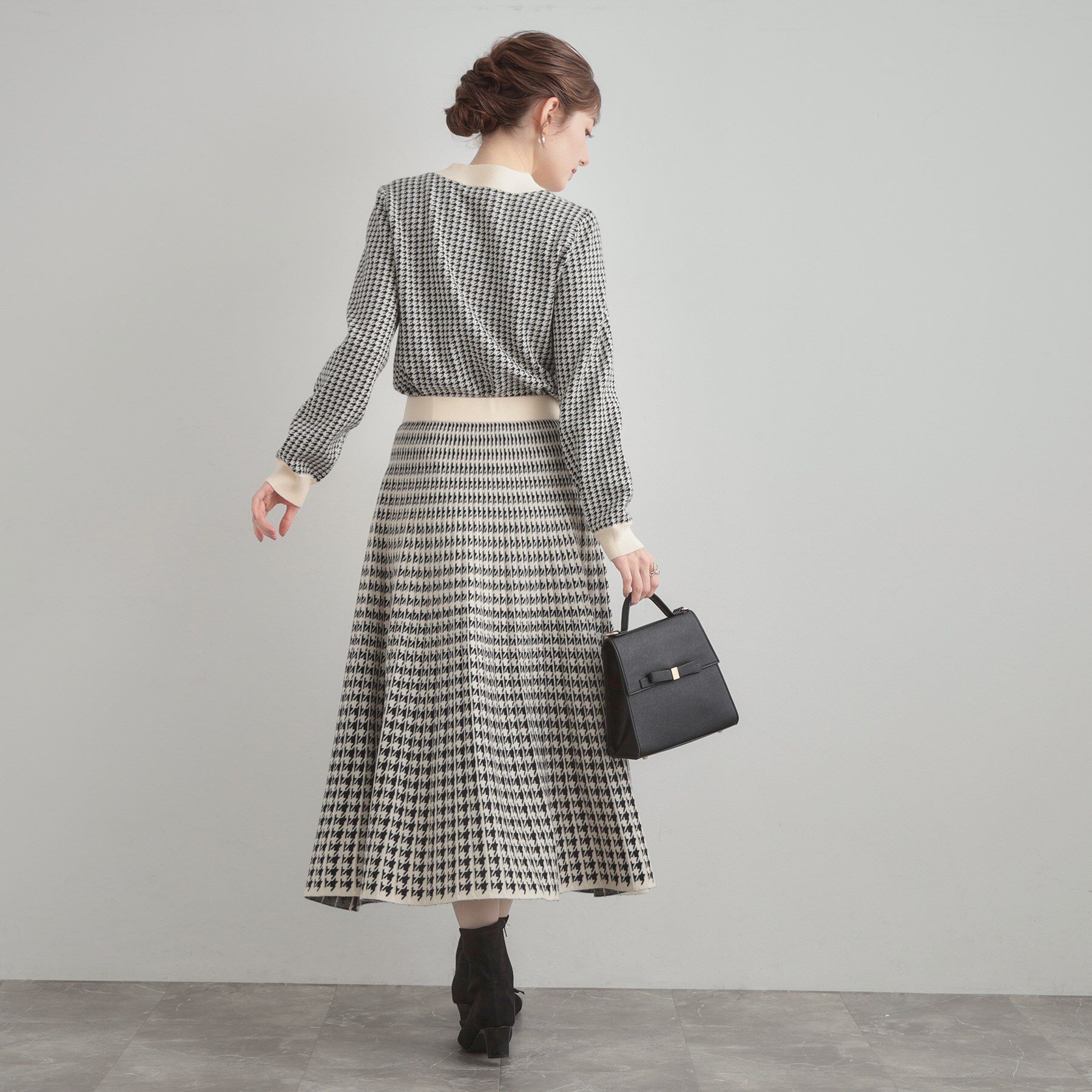Couture broach「【クラシカル・大人上品】千鳥ジャカードニットプリーツスカート」|スカート|