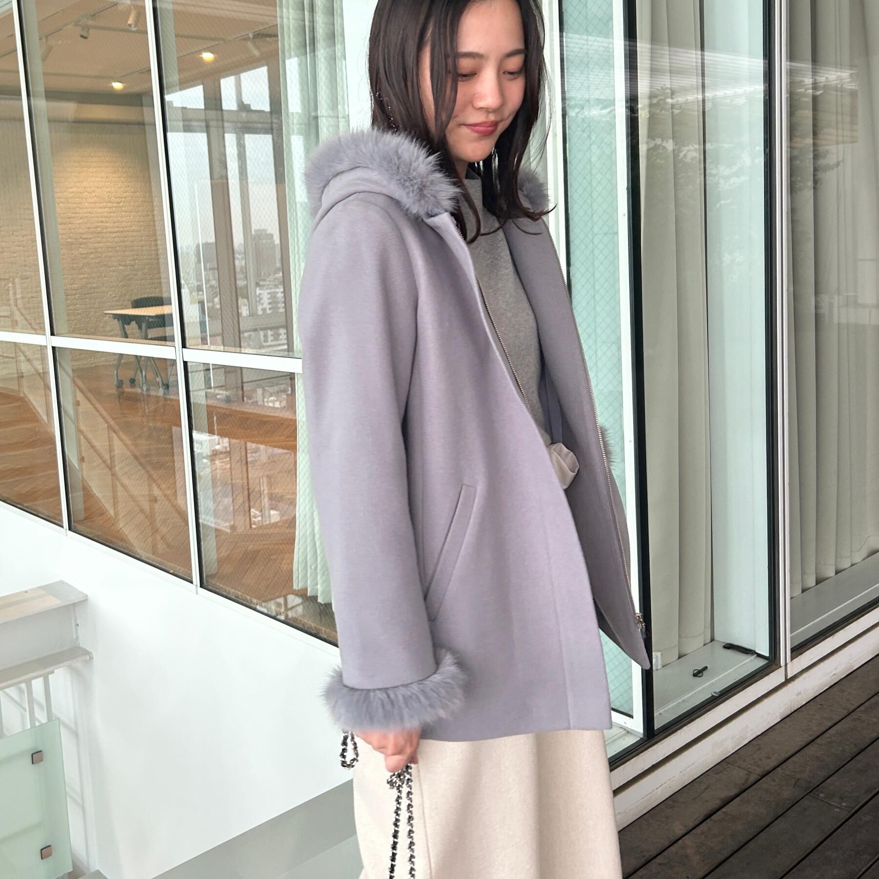 Couture broach「【大人可愛い・フード取り外し可能】フードフェイクファー ハーフ丈コート」|その他|