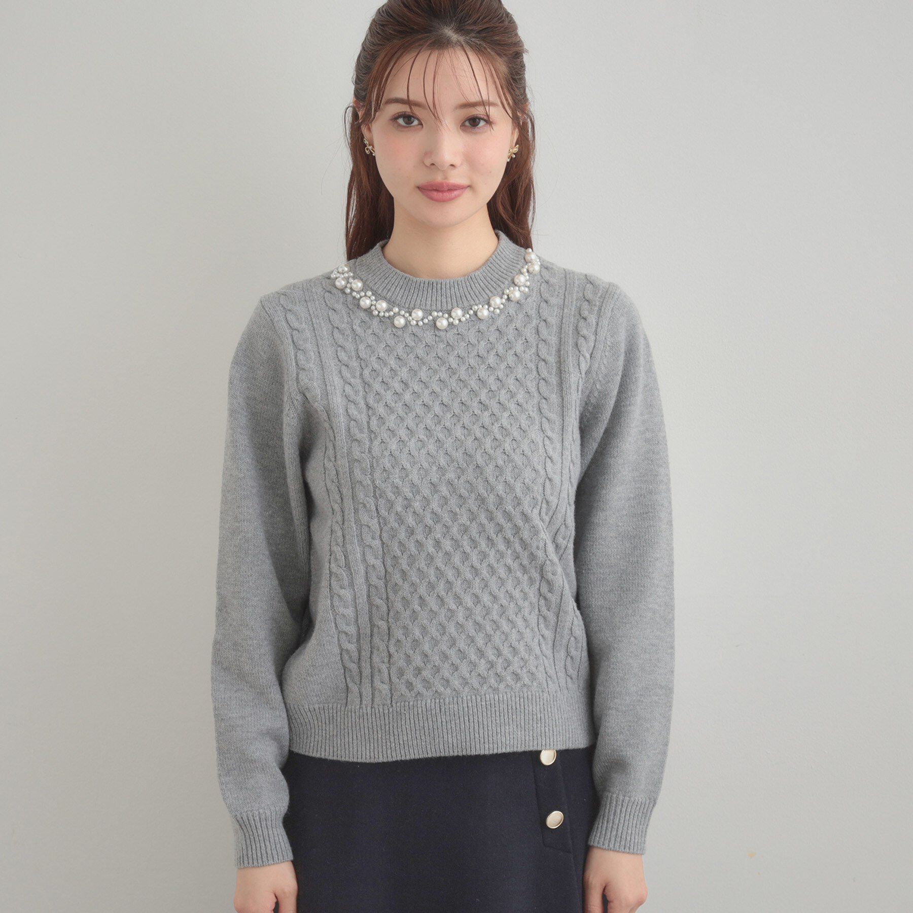 Couture broach「【きれいめ】パール調デザイン アラン柄ニット」|ニット・セーター|