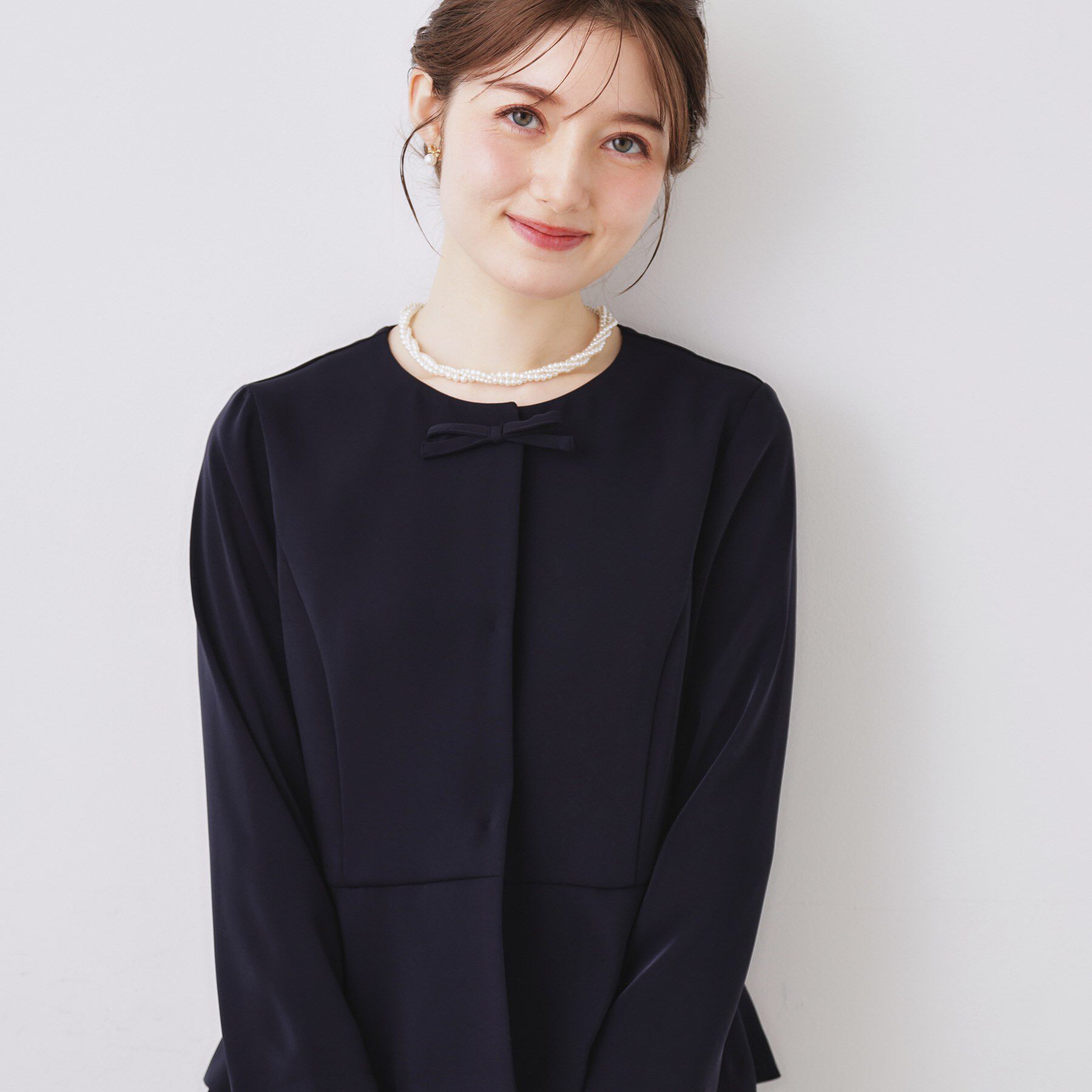 Couture broach「【ハレの日・通勤】リボンデザイン ペプラムブラウス」|シャツ・ブラウス|