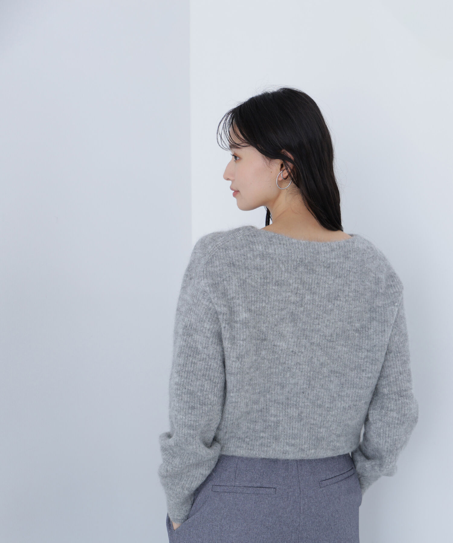  「アルパカ混クルーネックニット」|ニット・セーター|