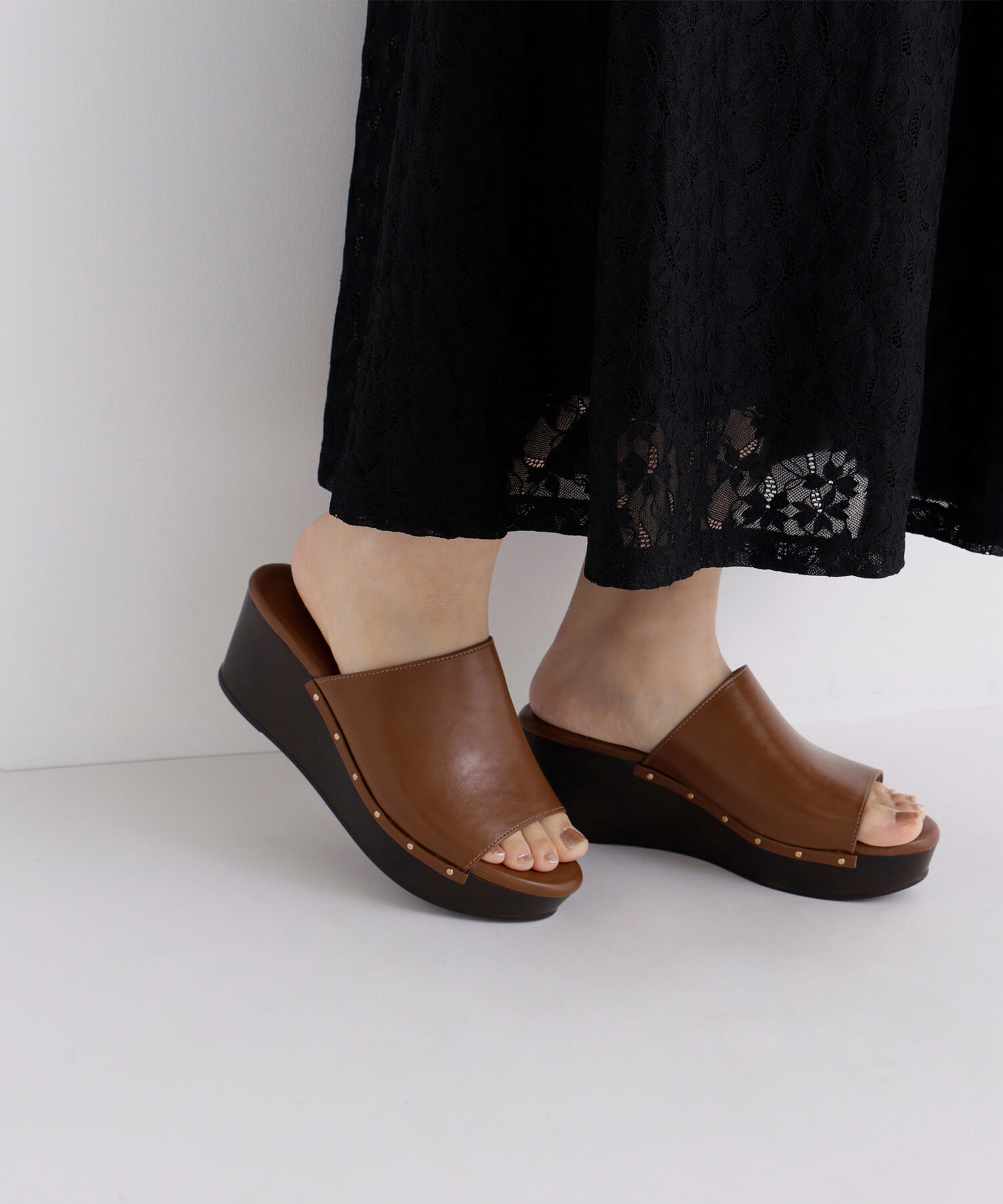  「スタッズカバードウェッジミュールサンダル」|その他|