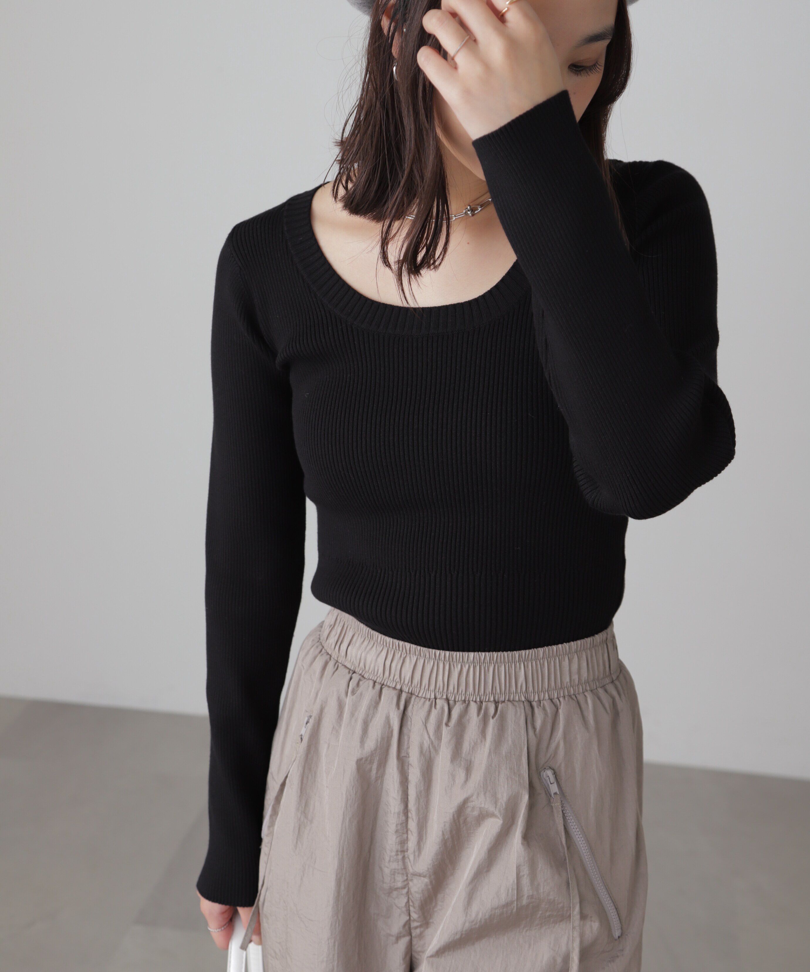  「〈洗える〉マシンウォッシャブルUネックニット」|ニット・セーター|