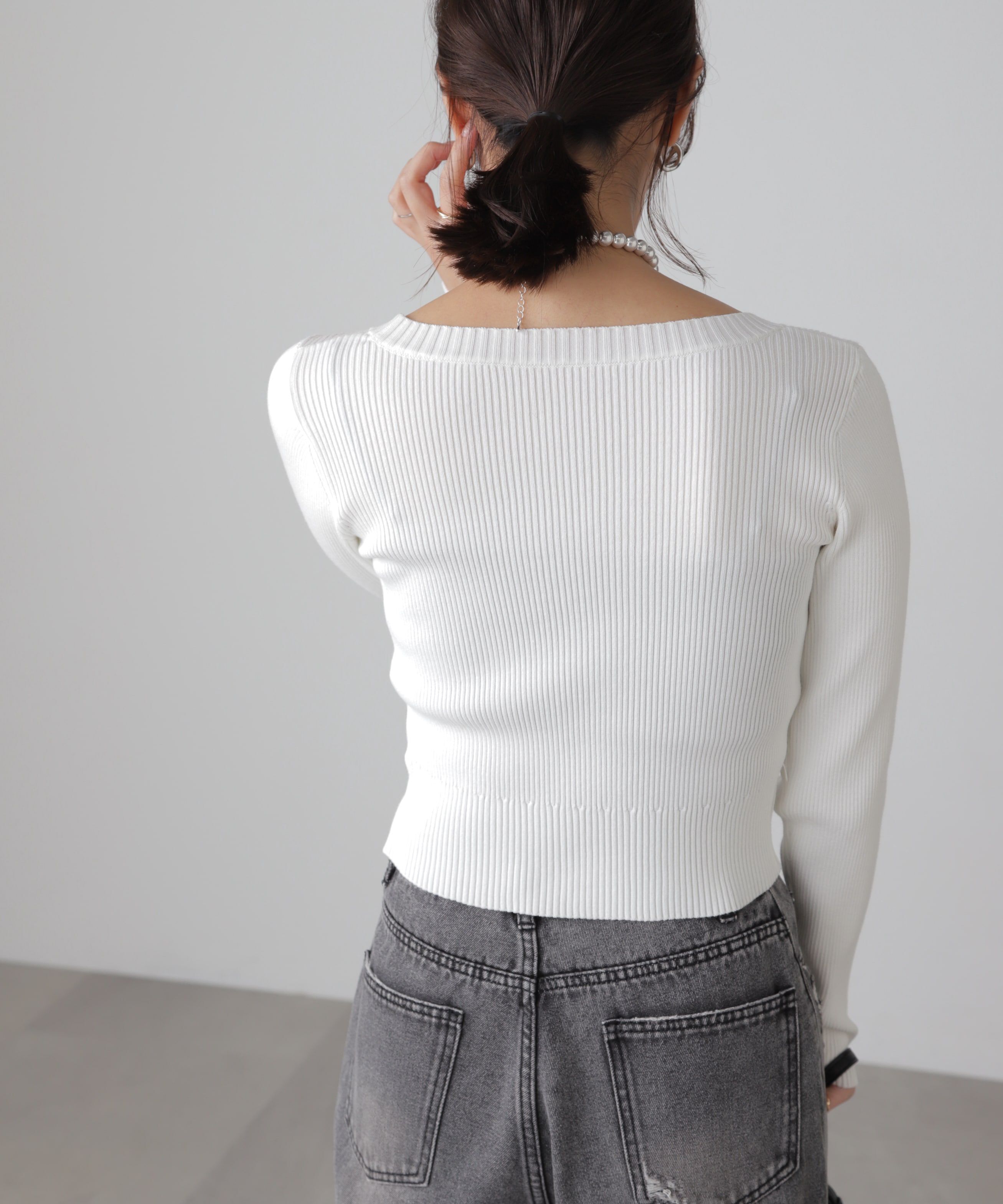  「〈洗える〉マシンウォッシャブルUネックニット」|ニット・セーター|