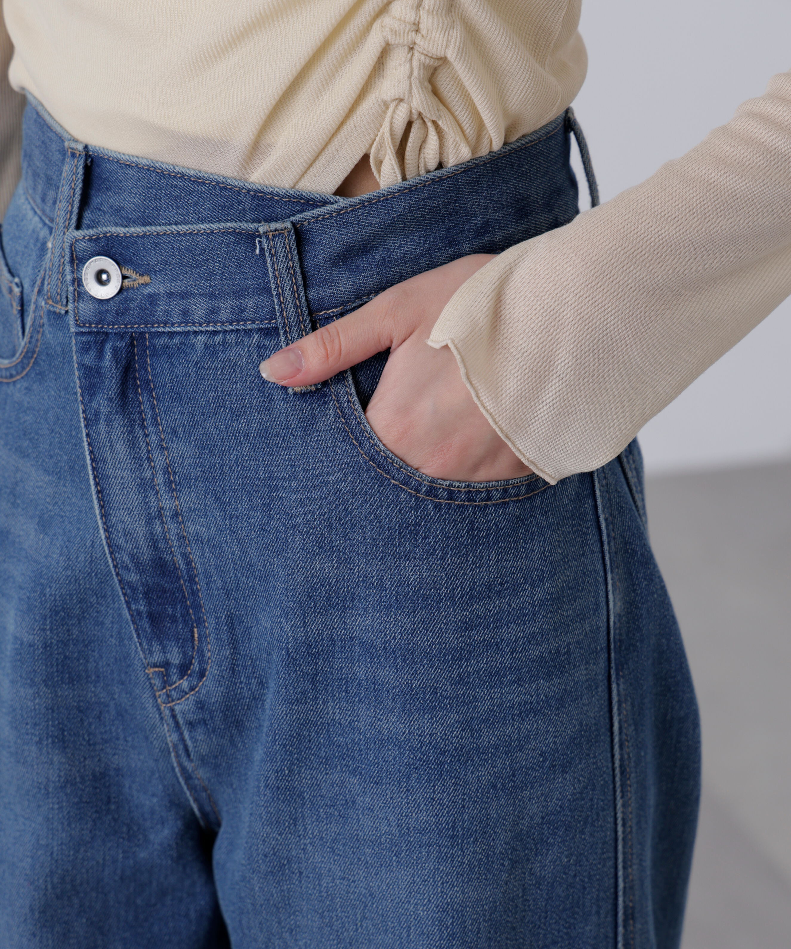  「[低身長サイズ/Sシリーズ]アシメベルトコクーンデニムパンツ」|その他|