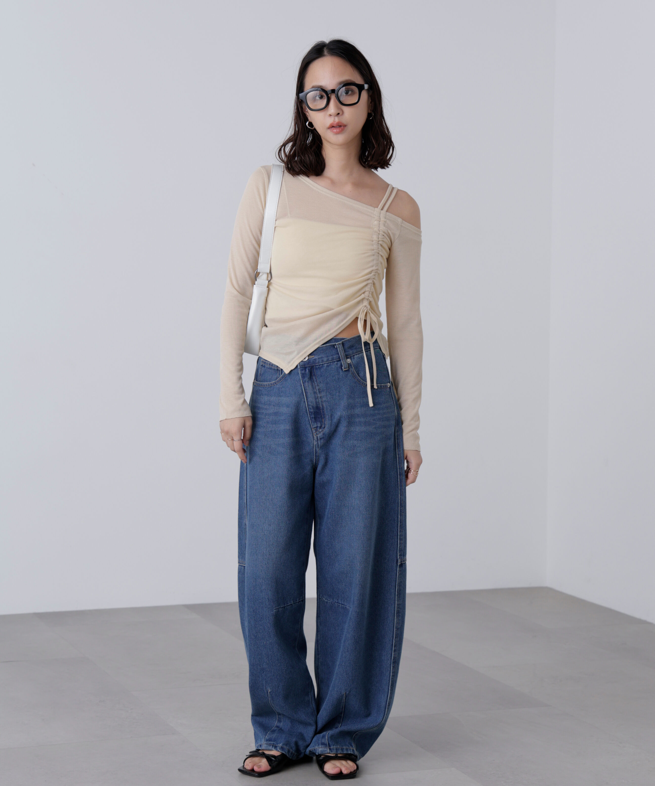  「[低身長サイズ/Sシリーズ]アシメベルトコクーンデニムパンツ」|その他|