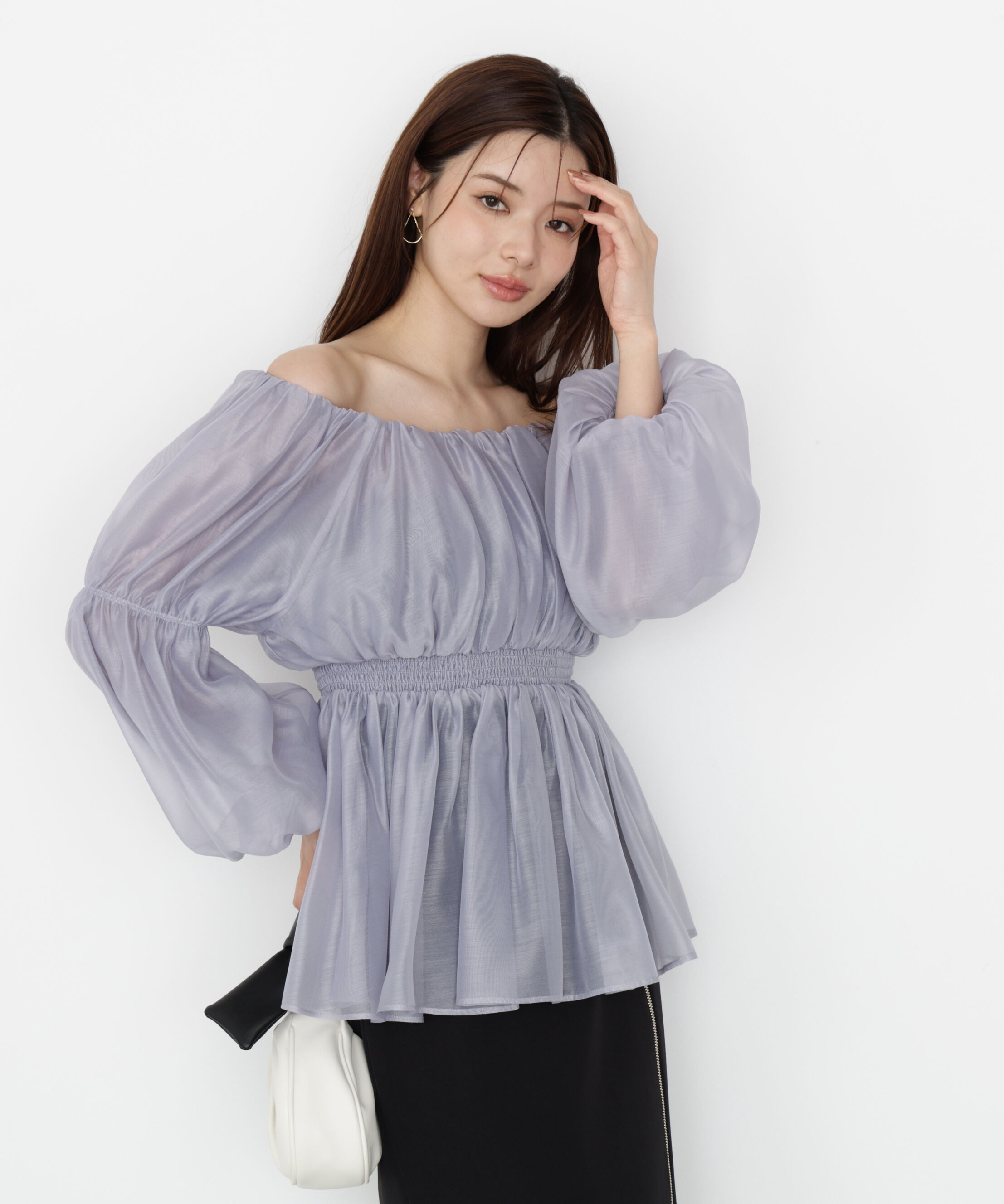 PROPORTION BODY DRESSING「＜ウォッシャブル＞バルーンスリーブオフショルブラウス 25AW」|シャツ・ブラウス|