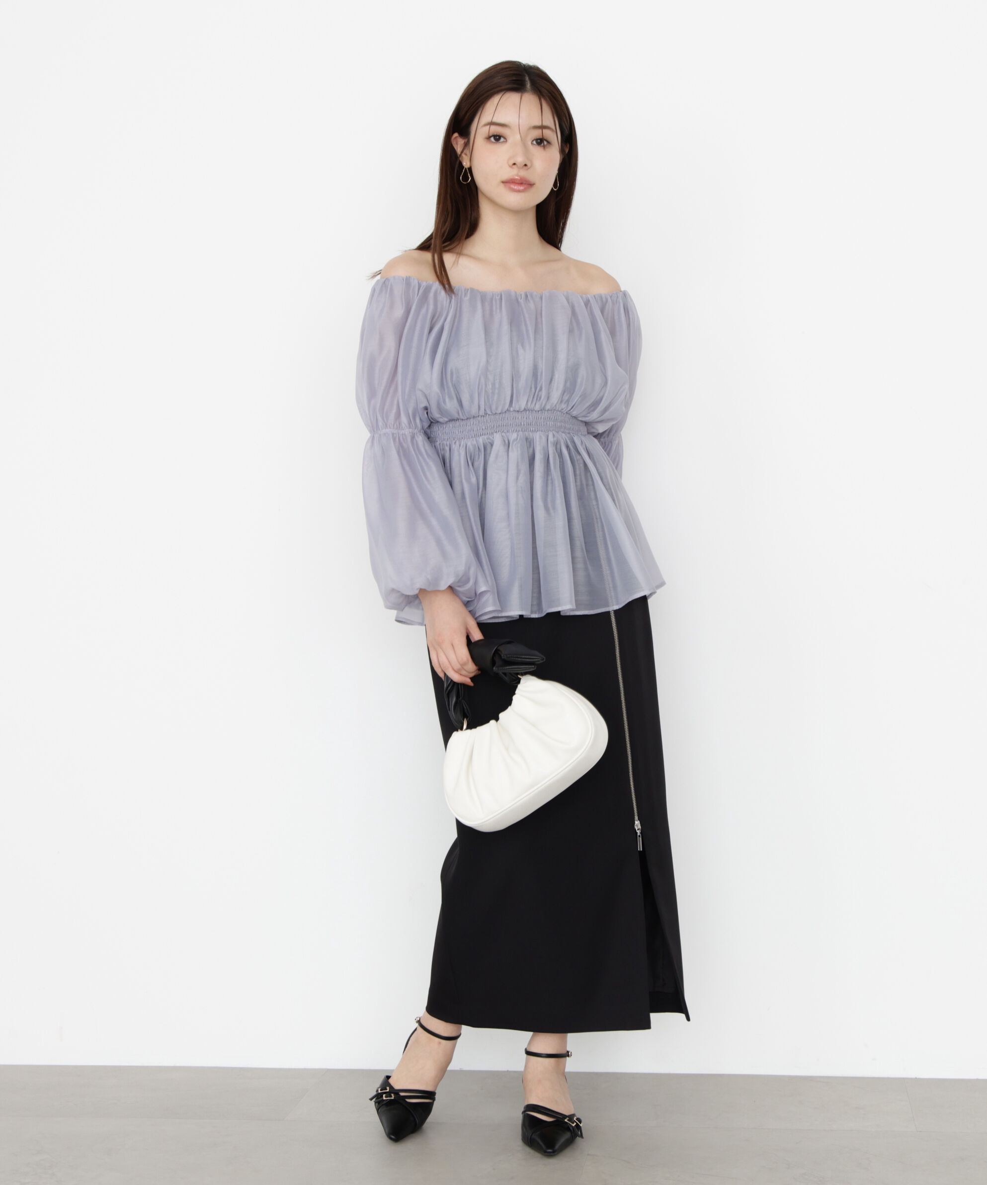 PROPORTION BODY DRESSING「＜ウォッシャブル＞バルーンスリーブオフショルブラウス 25AW」|シャツ・ブラウス|