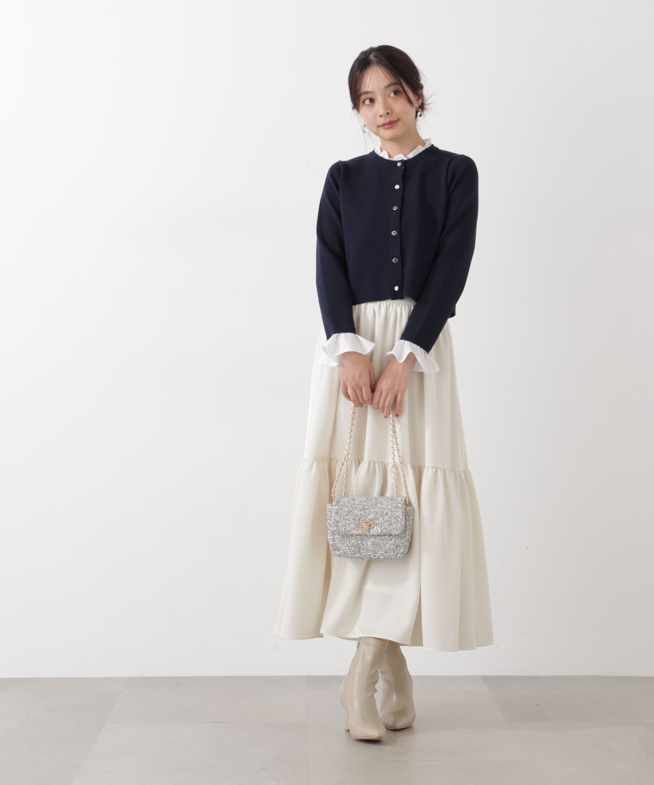 PROPORTION BODY DRESSING「ニュアンスサテンティアードスカート　26SS」|スカート|