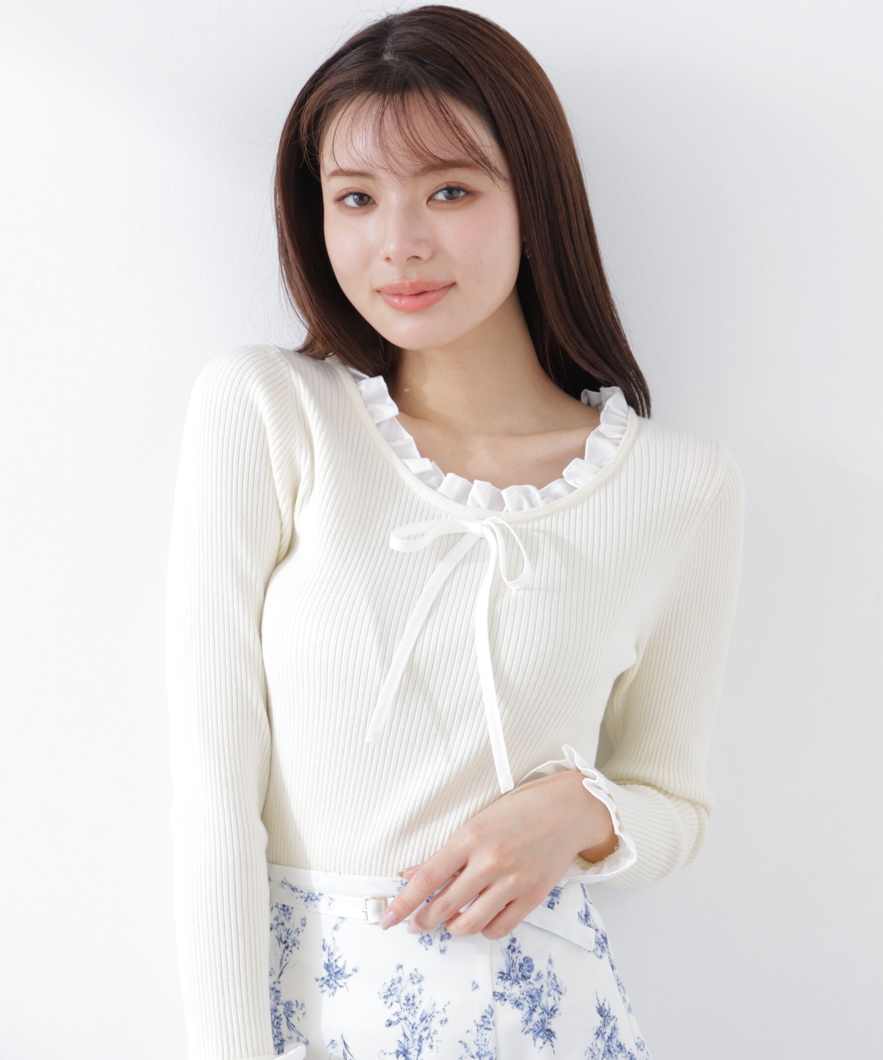 PROPORTION BODY DRESSING「リボン付きフリルニットトップス　26SS」|ニット・セーター|エクリュ&times;ホ  1