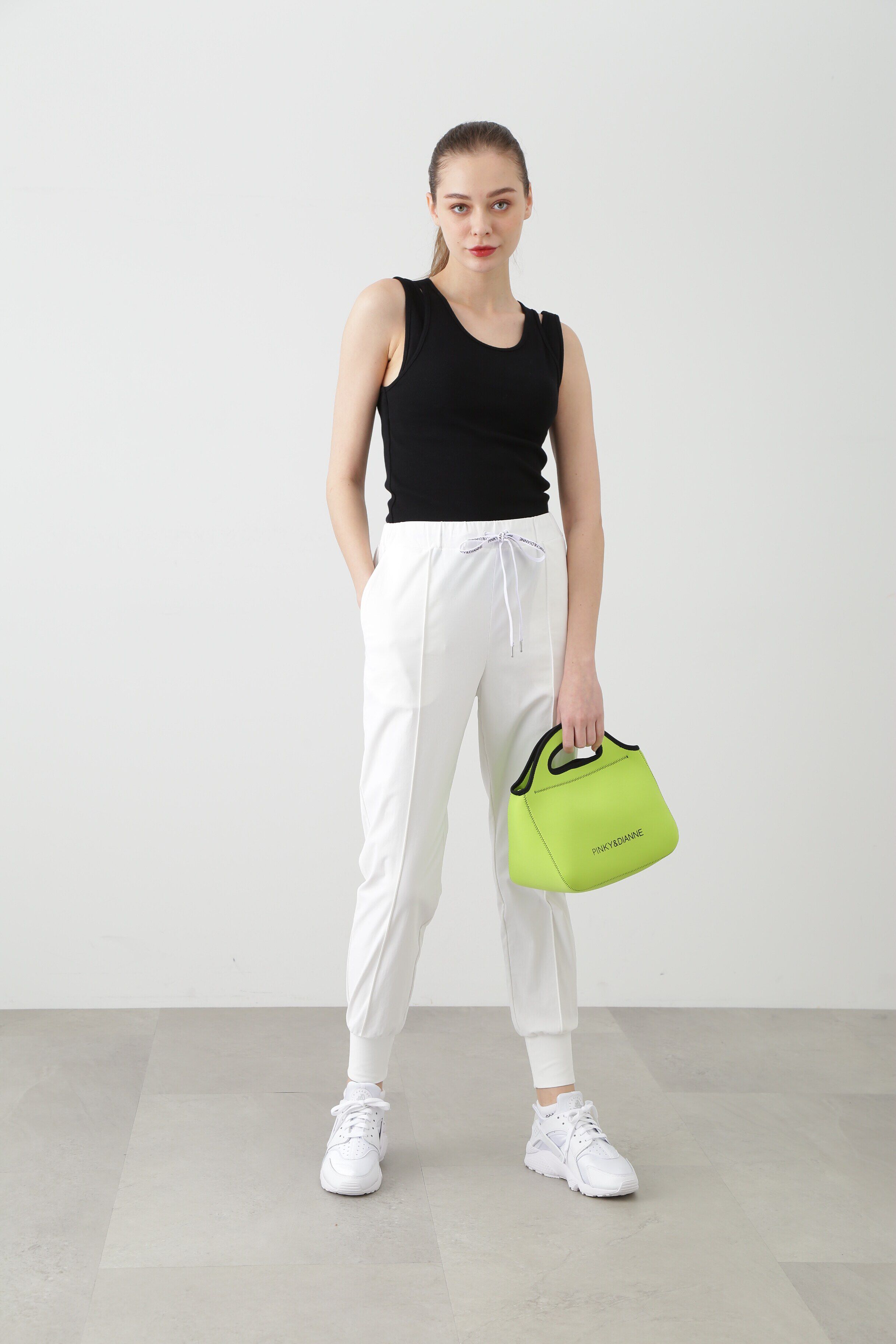  「[THE HOLIDAY CLOSET]カップ付きリブタンクトップ」|Tシャツ・カットソー|