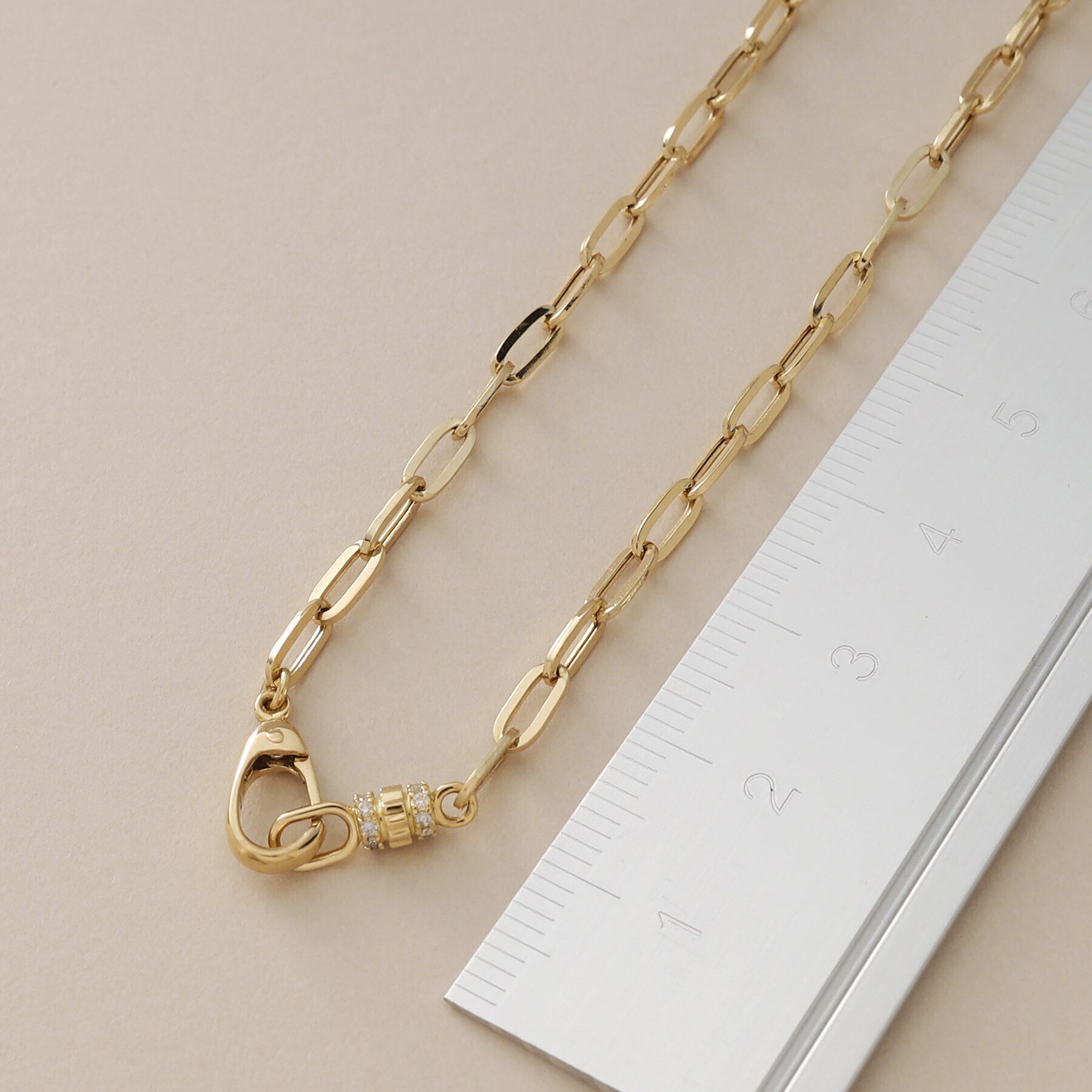 COCOSHNIK「K18ダイヤモンド 中空プリム縦溝クラスプ ネックレス」|ネックレス|