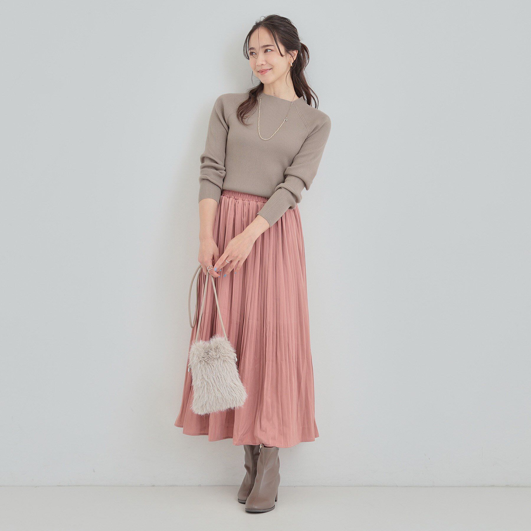 SHOO･LA･RUE「【絶妙なゆるピタ/洗濯機可】ちくちくしにくい リブハイネックやわらかニット」|ニット・セーター|