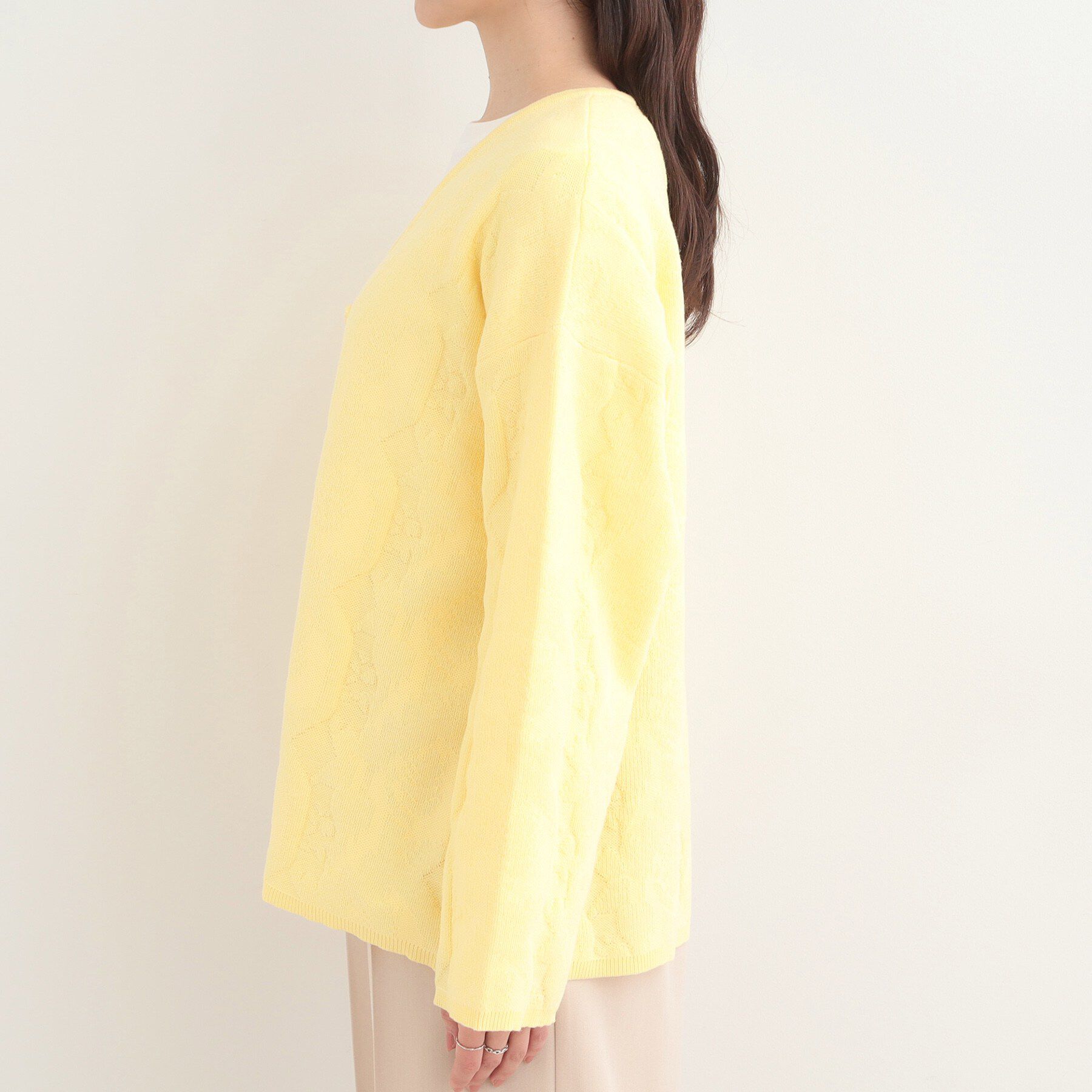 SHOO･LA･RUE「【洗濯機可/S-LL】幾何柄風デザインがアクセント ゆるVネックカーディガン」|カーディガン|