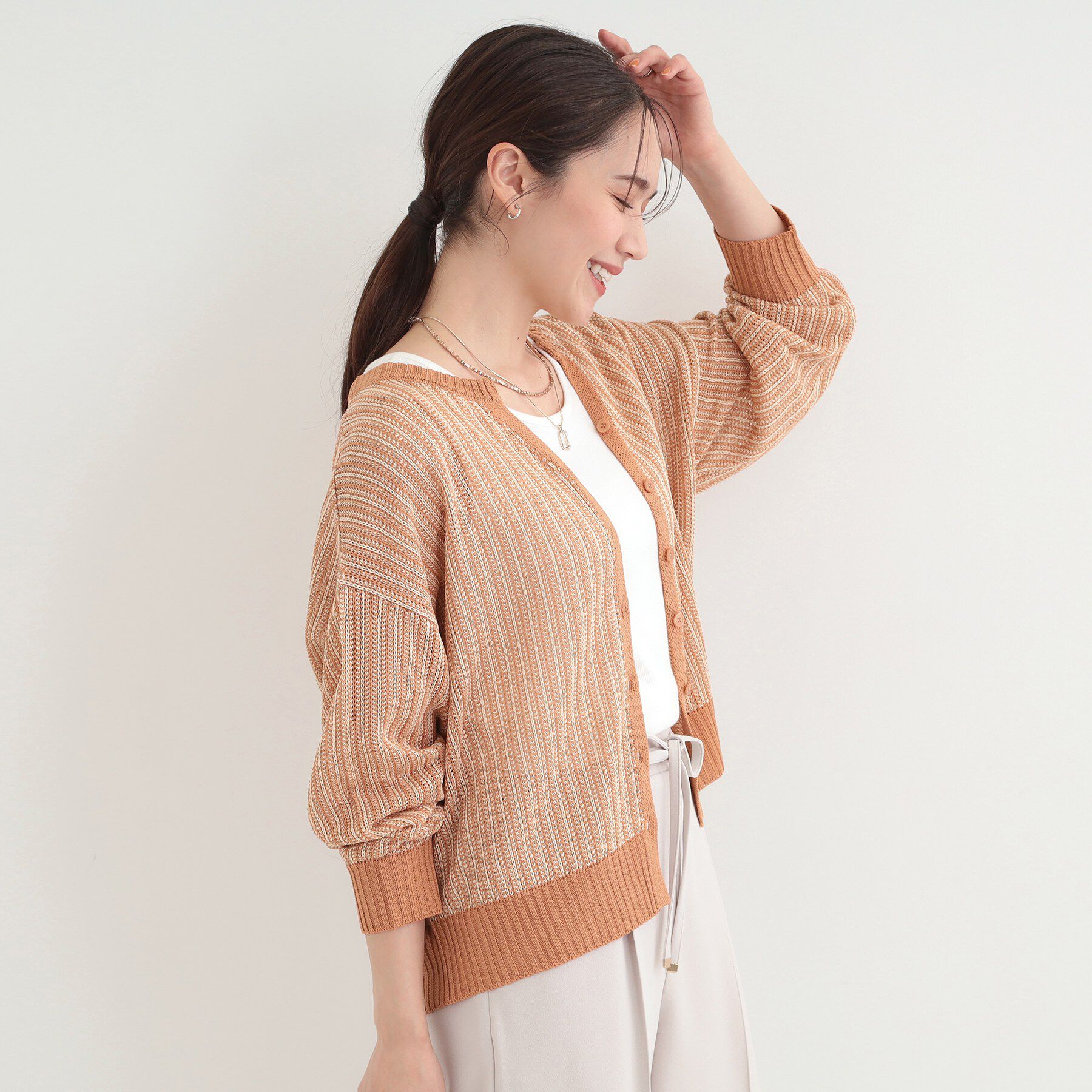 SHOO･LA･RUE「【洗濯機可/S-LL】キーネックでこなれ見え　ざっくり編みカーディガン」|カーディガン|