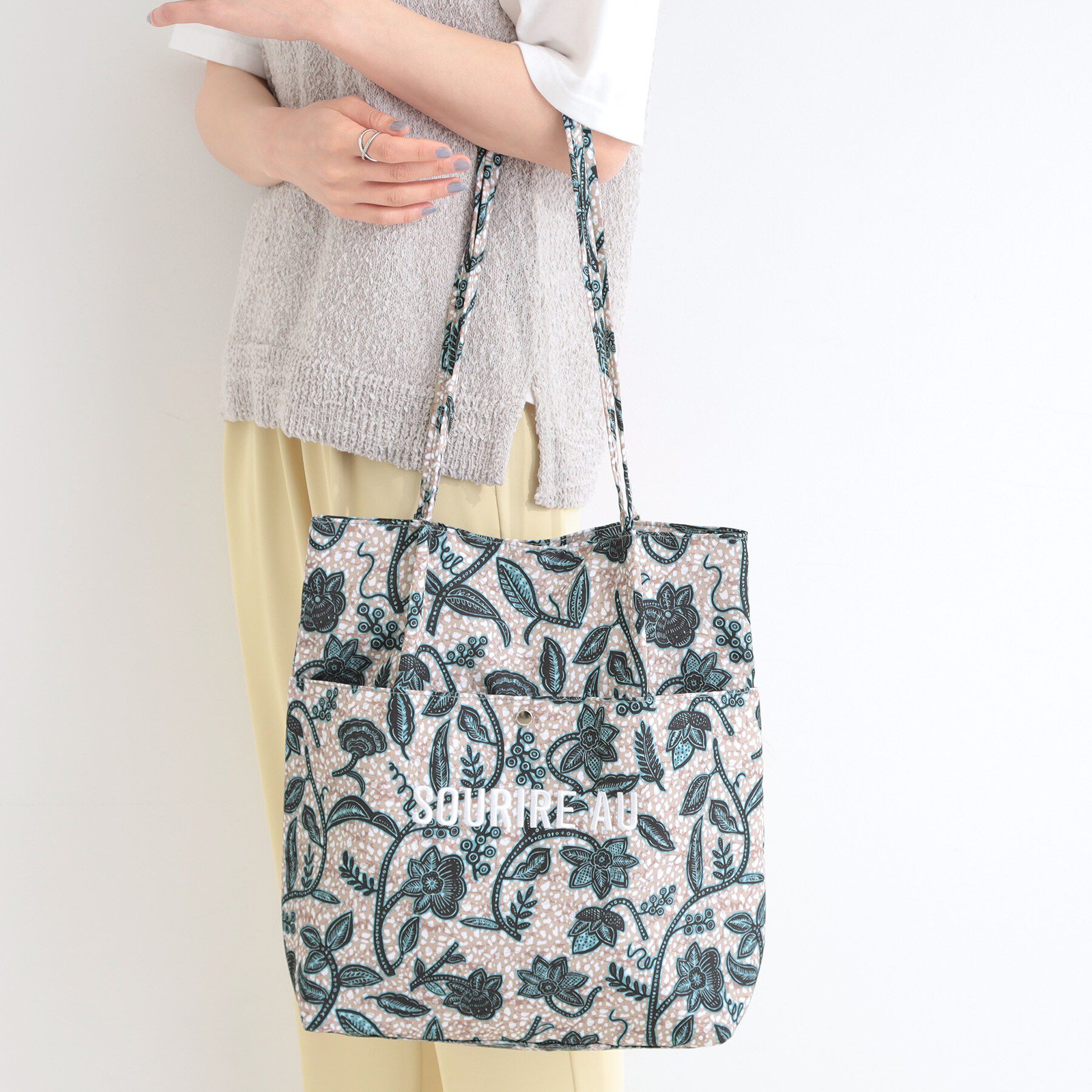 SHOO･LA･RUE「ラタプリントトートバッグ」|トートバッグ|ベージュ(152)