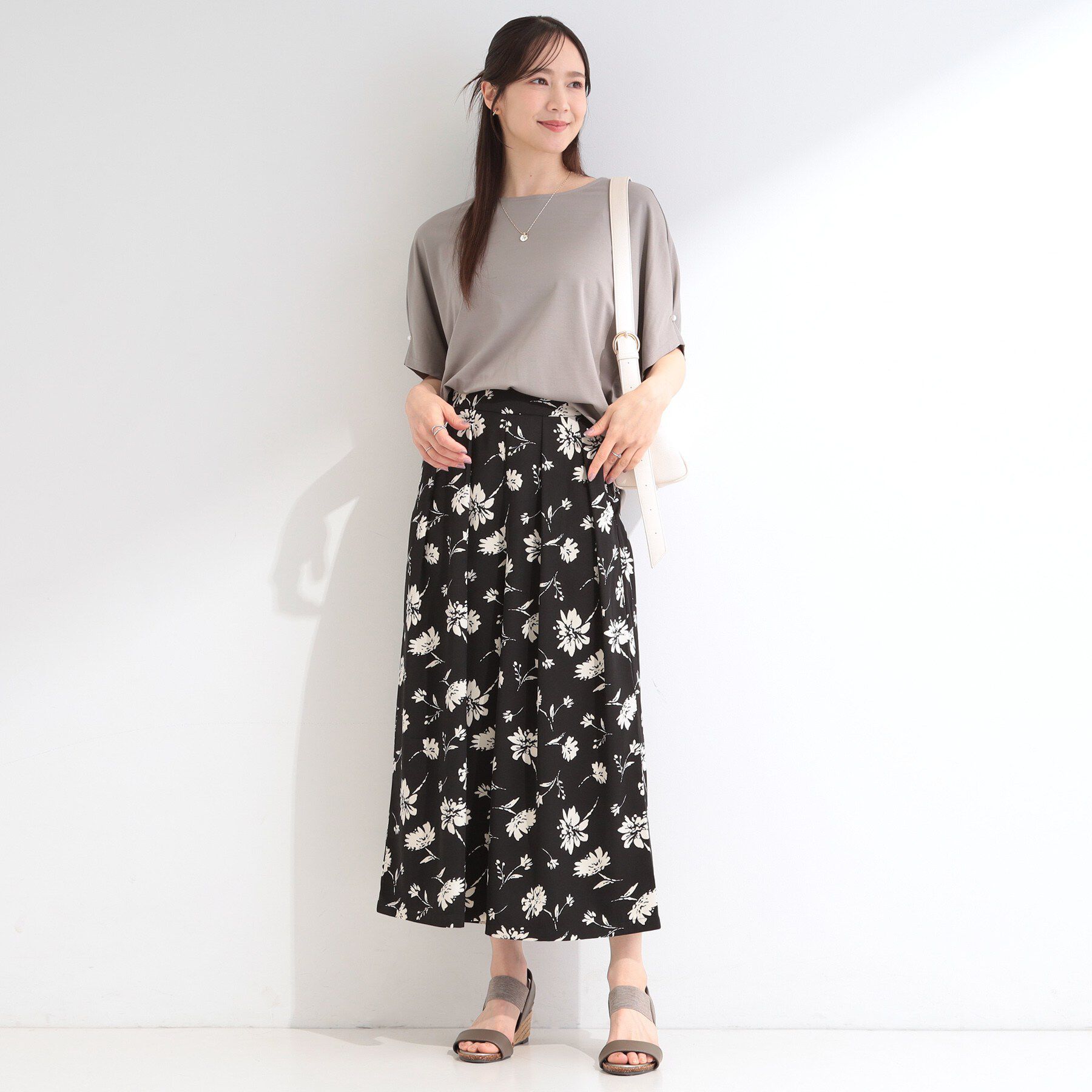 SHOO･LA･RUE「【S-LL/柄が選べる】大人上品な花柄でコーデが彩る アソートプリントスカーチョ」|その他|