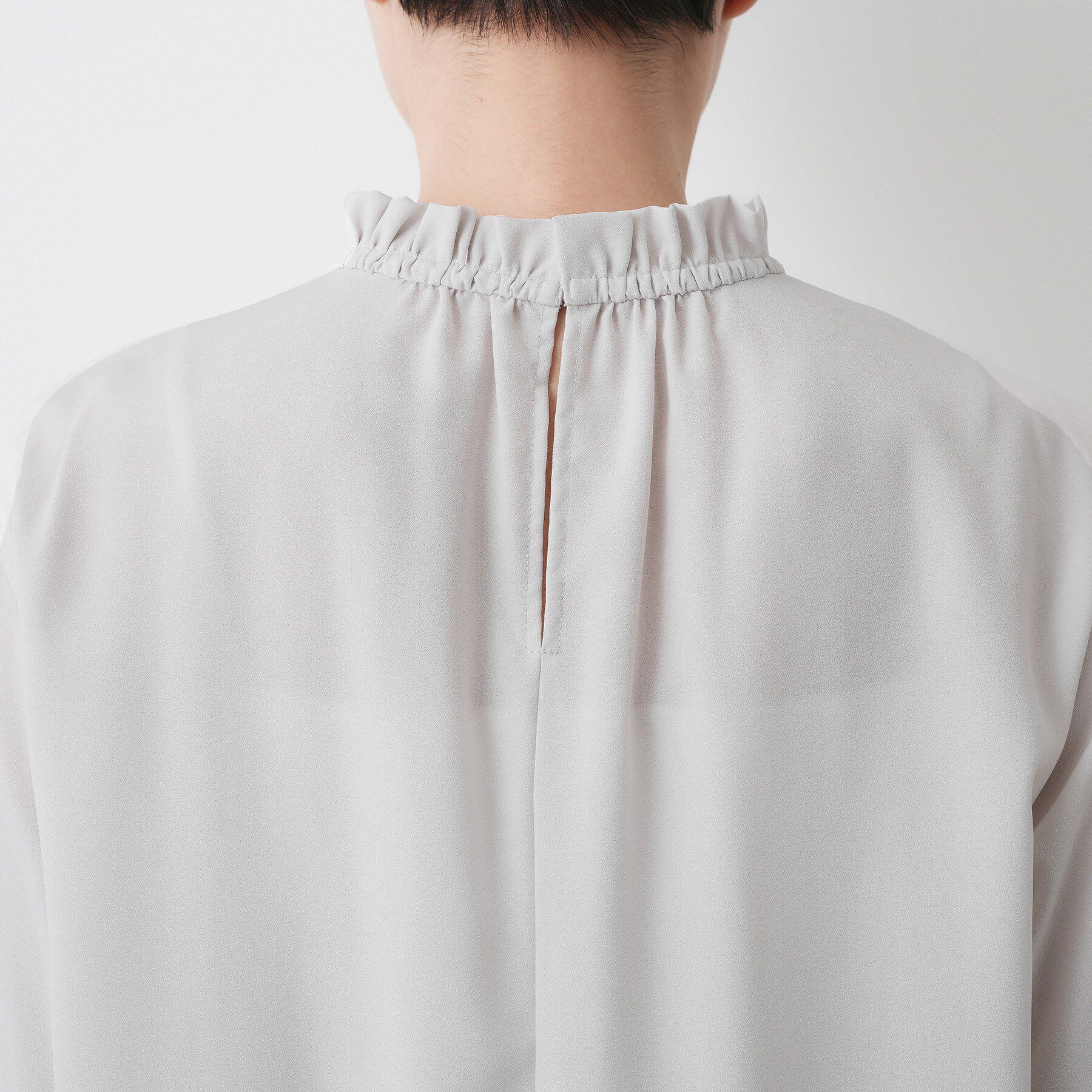 Dessin「【洗える】フリルネックジョーゼットブラウス」|シャツ・ブラウス|