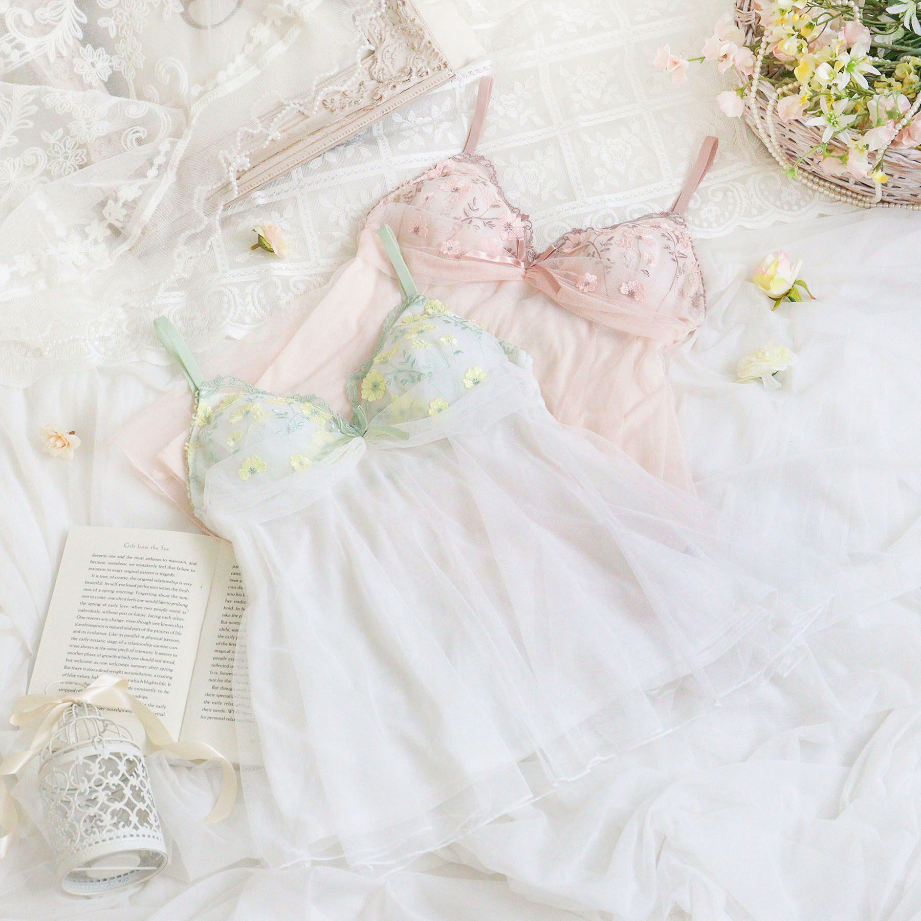 Risa Magli「ラーレ カップ付キャミソール」|キャミソール|