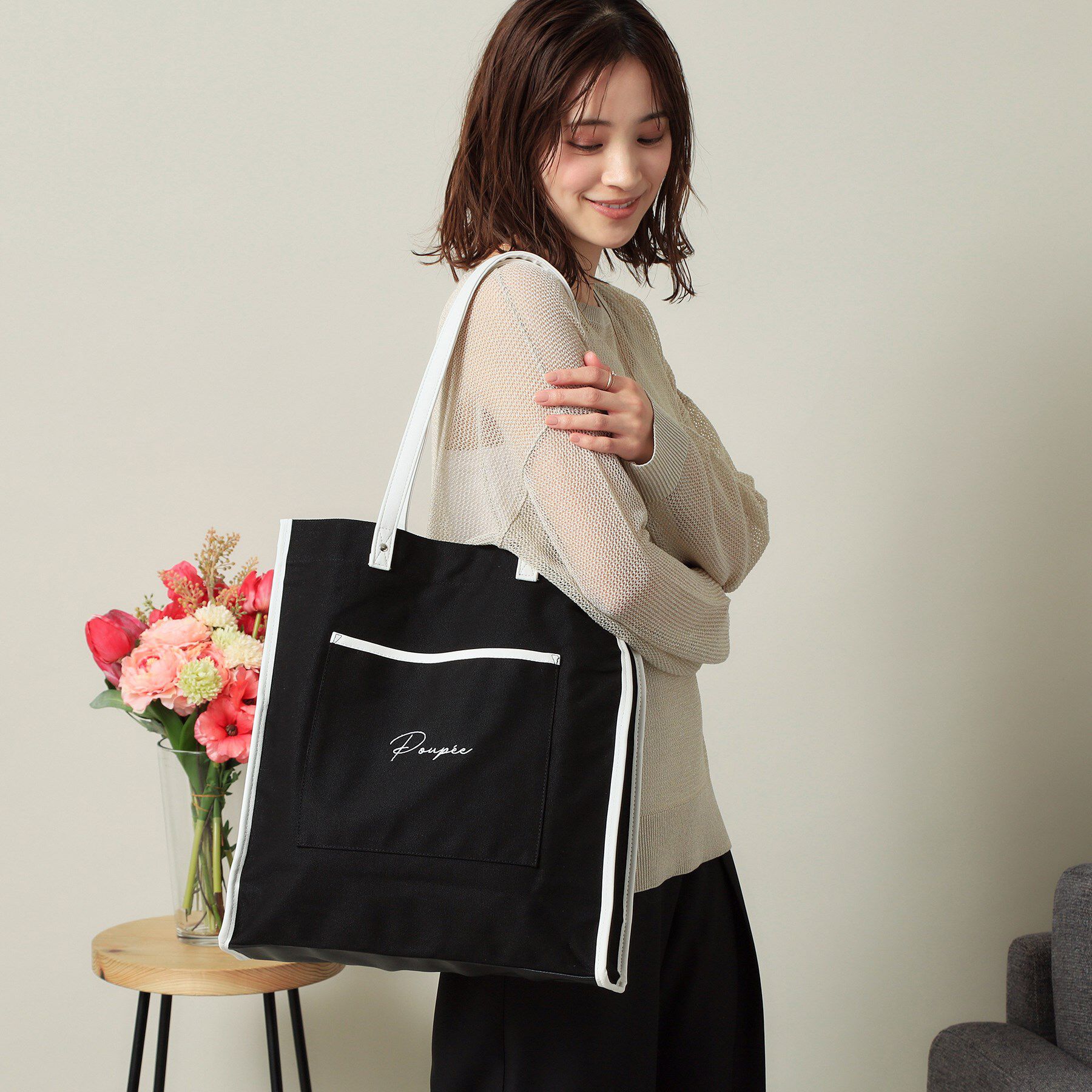 ITS&rsquo;DEMO「【推し活／A4対応】合皮パイピングキャンバストート」|トートバッグ|