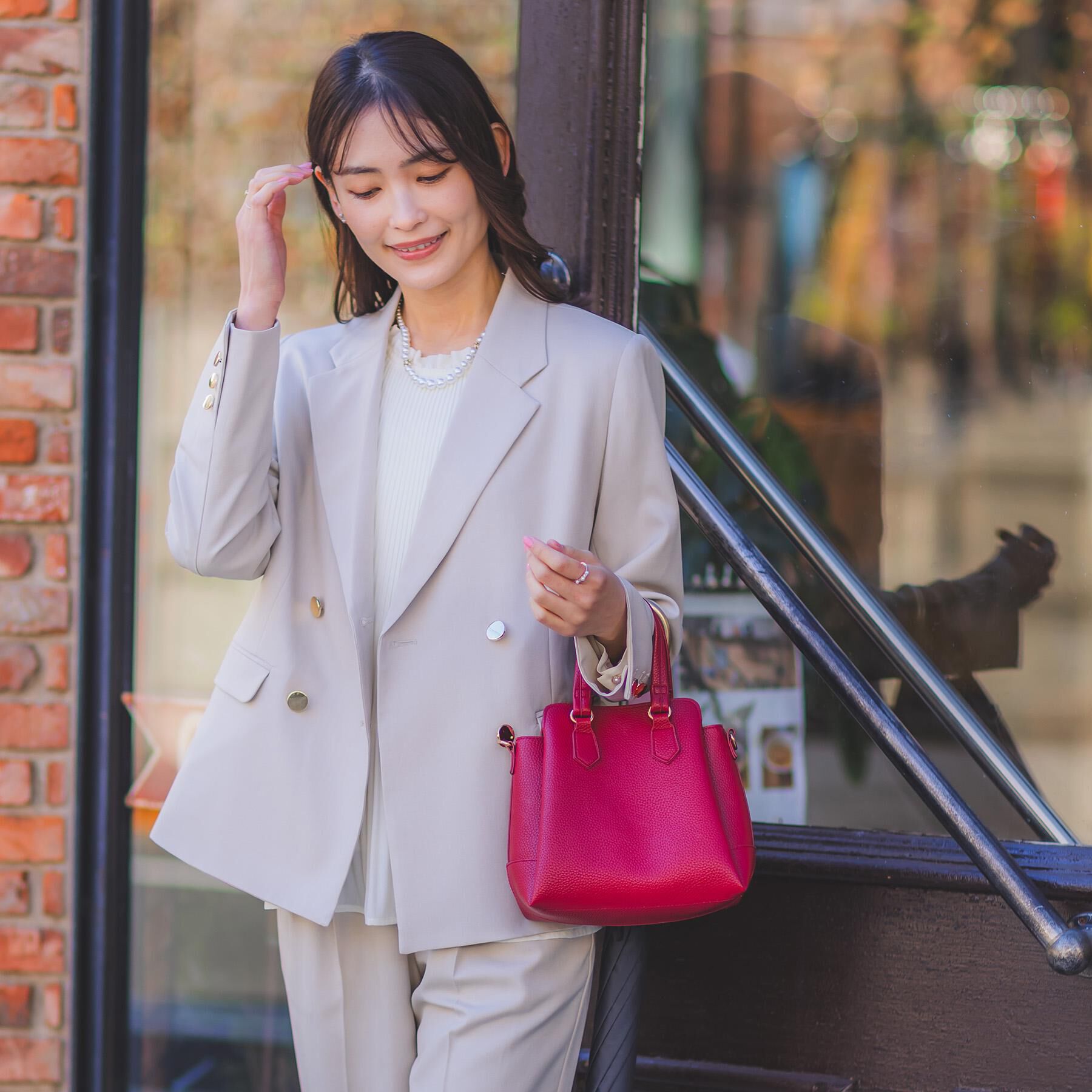 ITS&rsquo;DEMO「＜楽もち＞軽量PU三層2WAYトート」|ハンドバッグ|