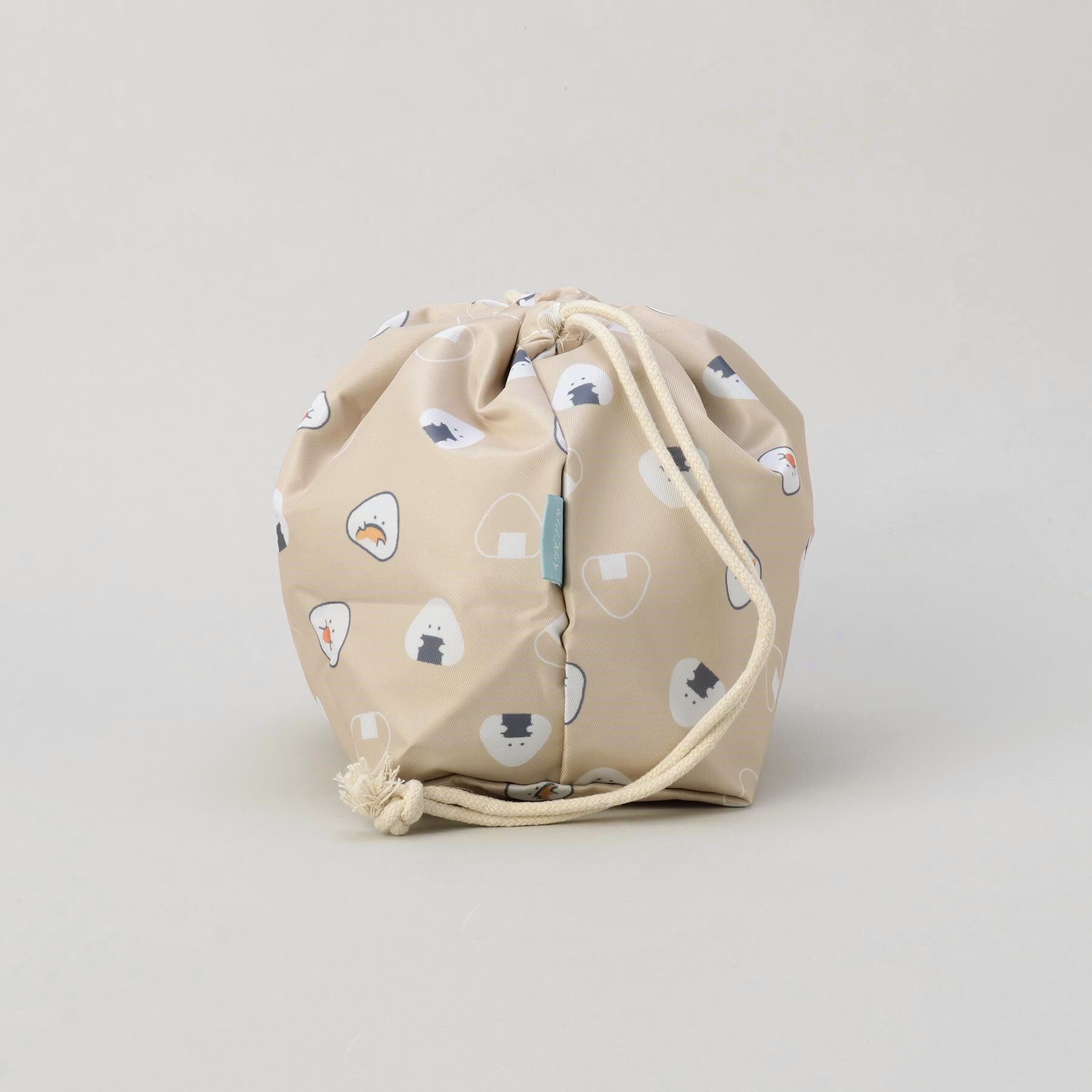 212 KITCHEN STORE「ぎゅっとおにぎりさん ランチ巾着 BE」|食器・キッチングッズ|