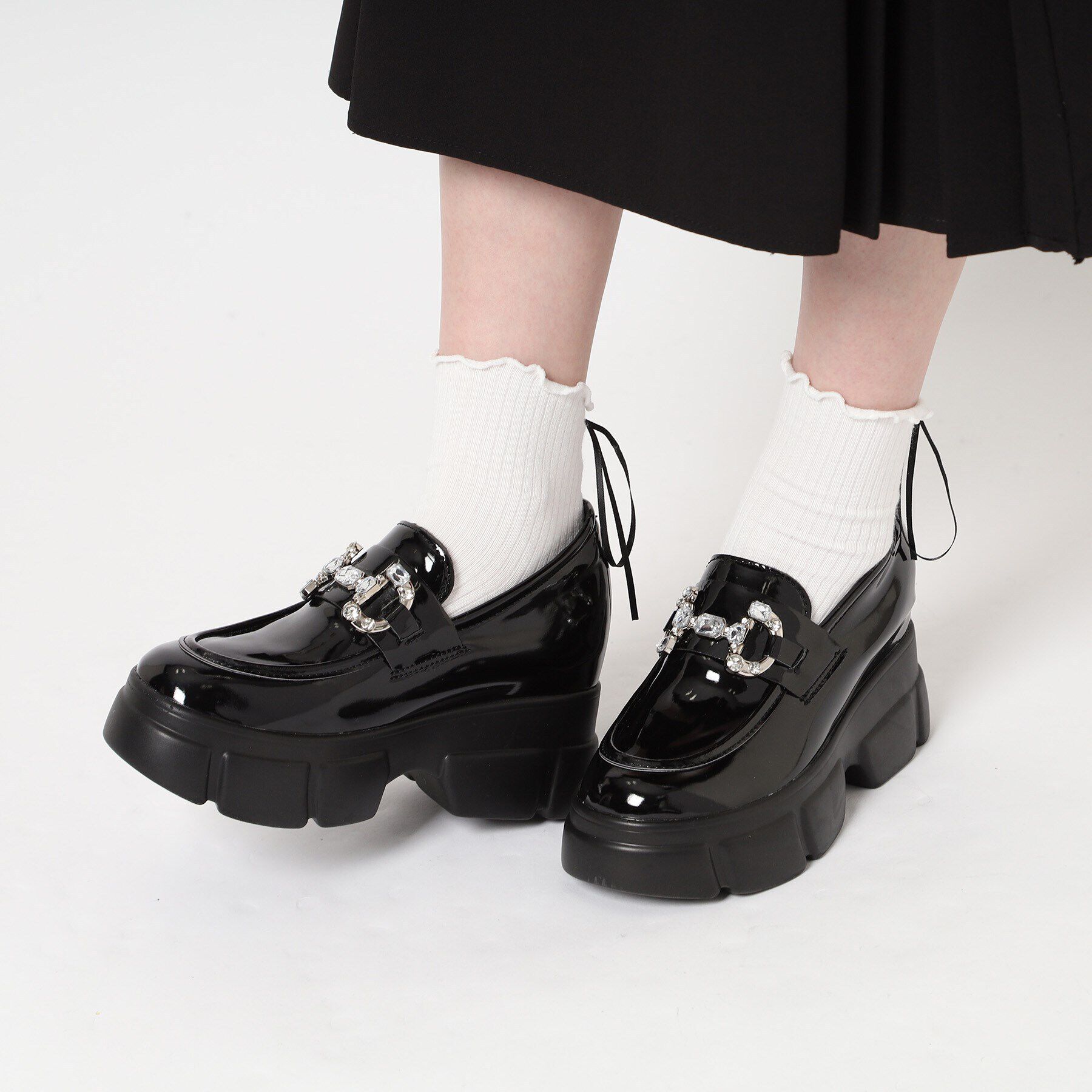 csT&P「厚底キラキラチャーム付きローファーパンプス」|パンプス|