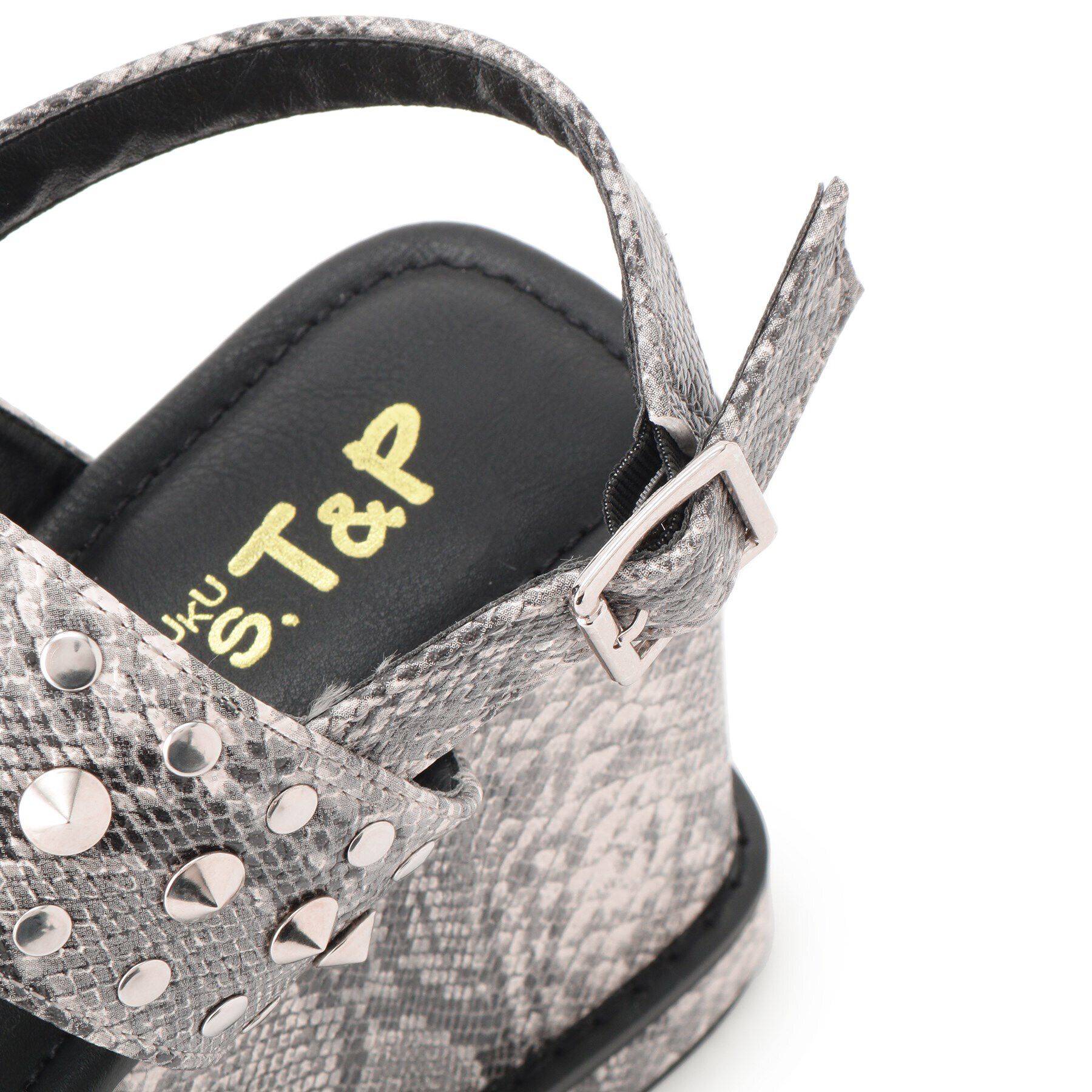 csT&P「厚底スタッズ付きサンダル」|サンダル|