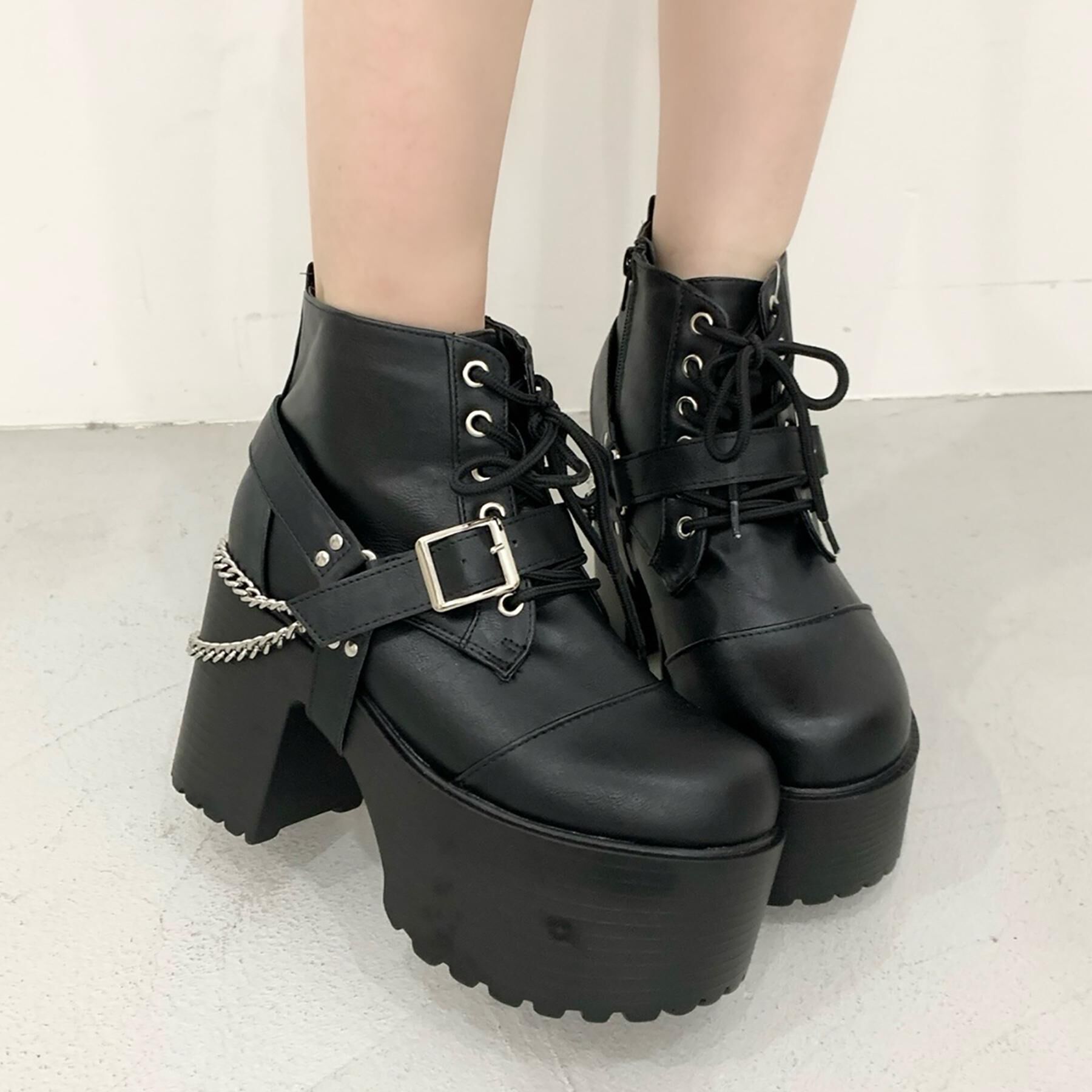 csT&P「ベルト取り外し可厚底ベルト付きブーツ」|ショートブーツ|