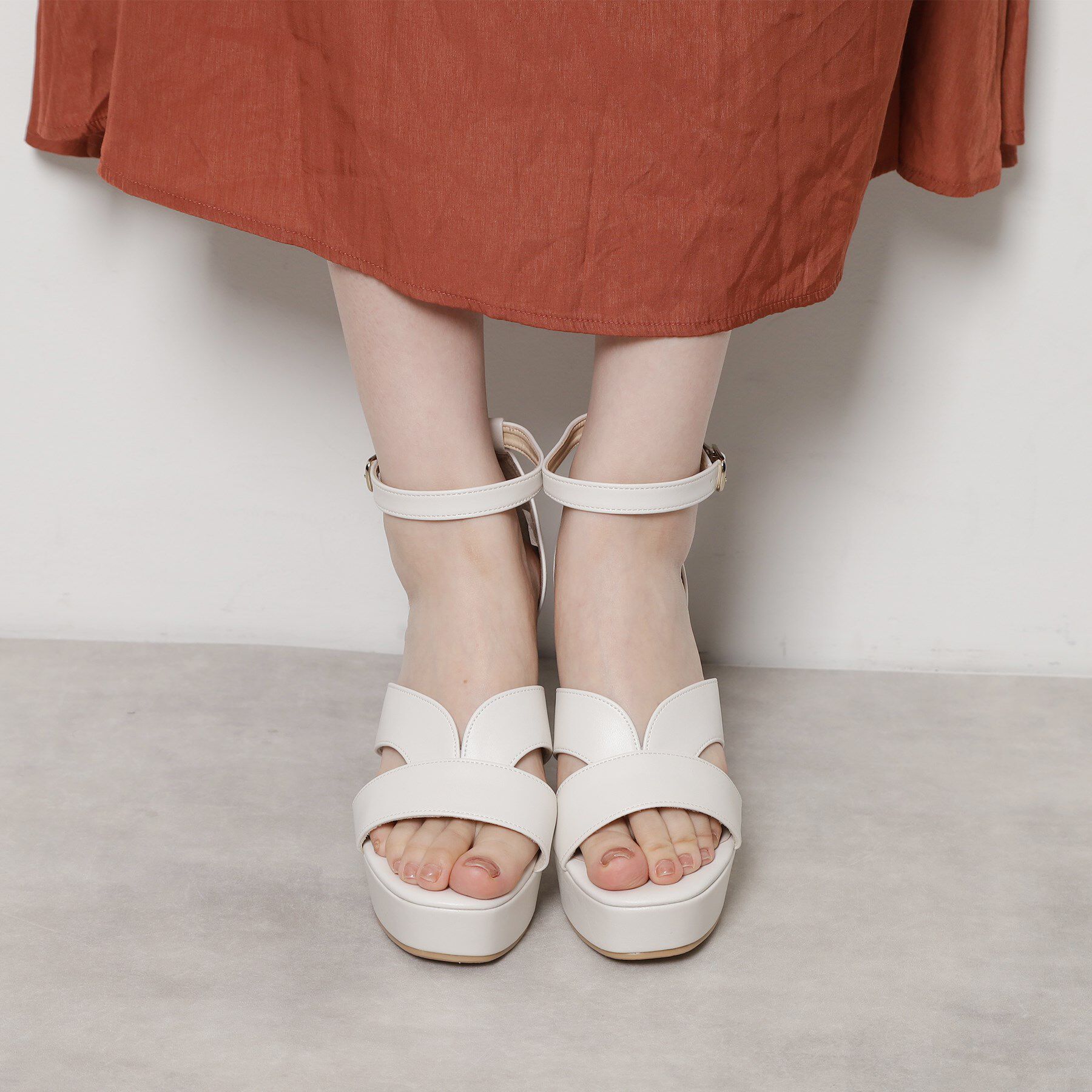 ESPERANZA「ネックベルトチャンキーヒールサンダル」|サンダル|