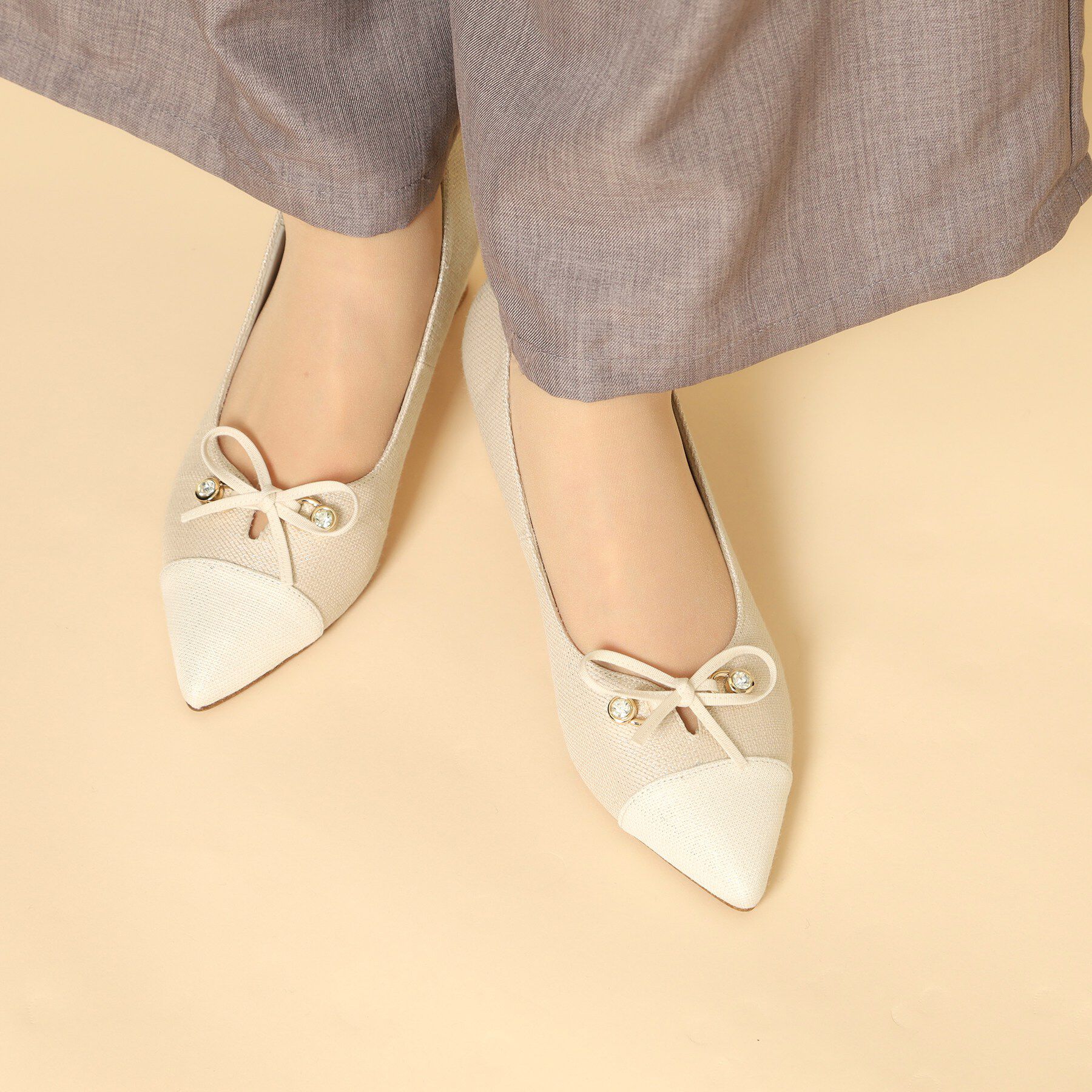 ESPERANZA「ビジューリボンポインテッドパンプス」|パンプス|