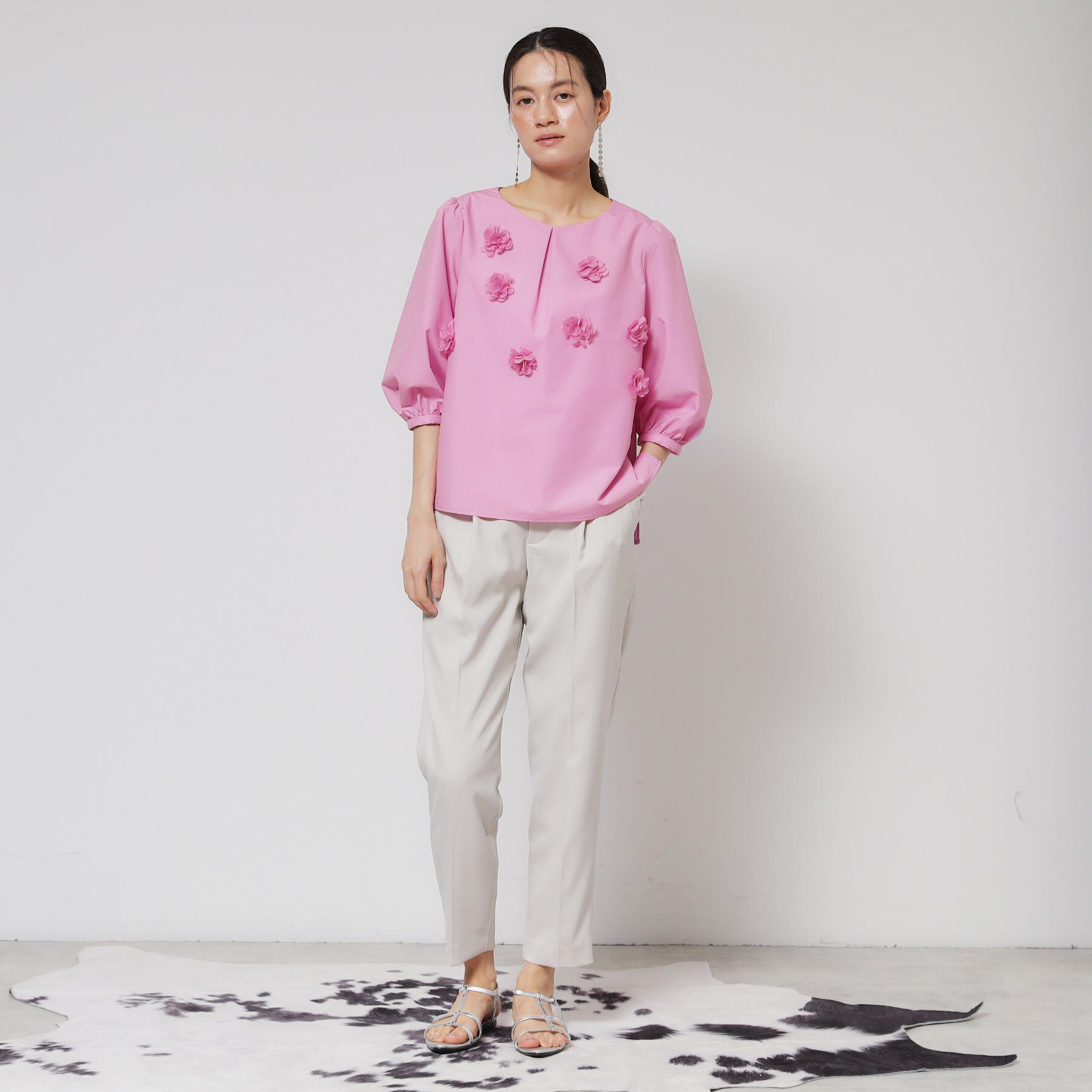 SunaUna「【接触冷感】フラワーパフスリーブブラウス」|シャツ・ブラウス|