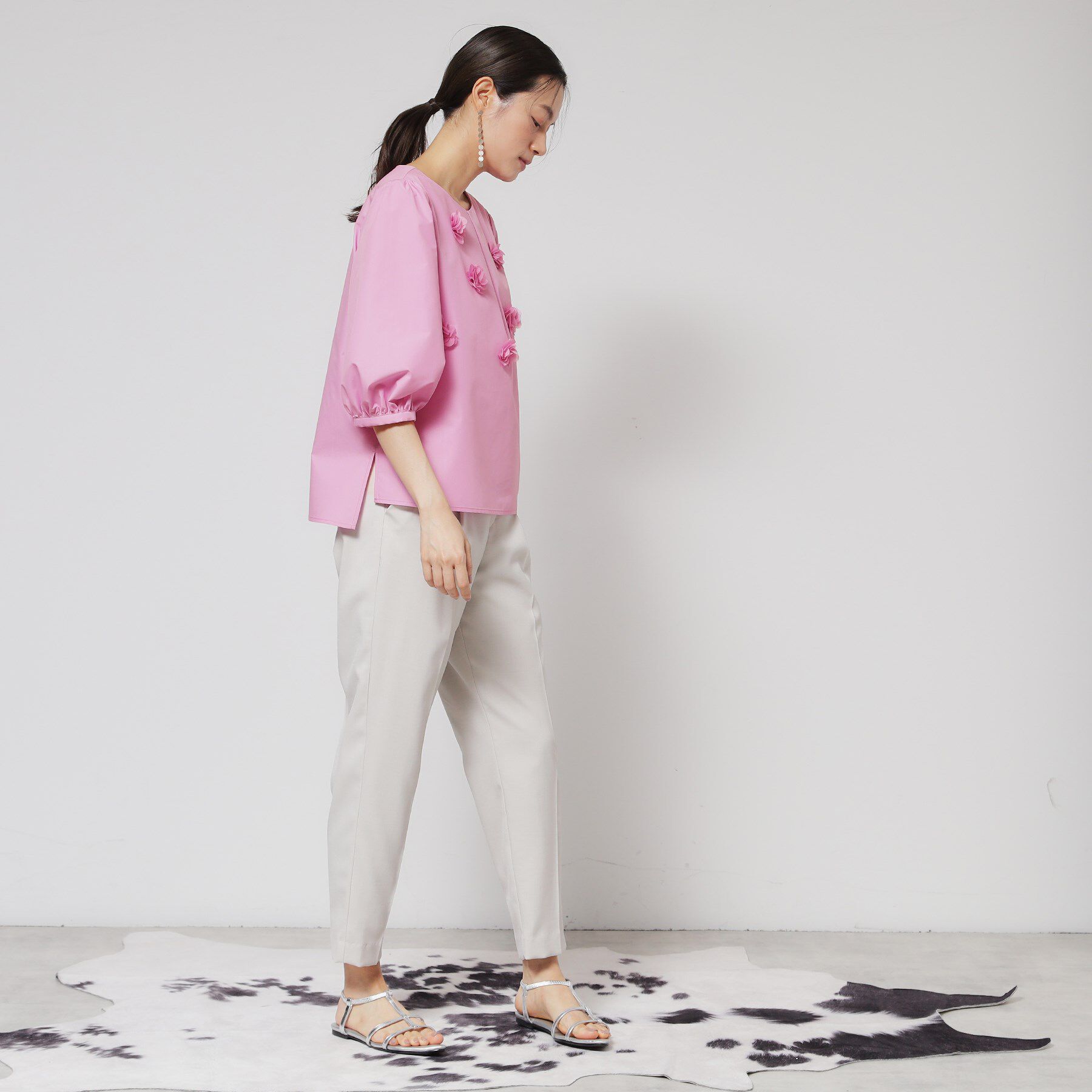 SunaUna「【接触冷感】フラワーパフスリーブブラウス」|シャツ・ブラウス|