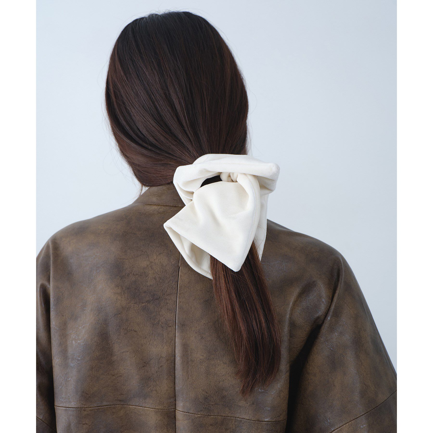 CODE A「heyep｜Velour Square Scrunchie － Medium」|その他|ホワイト(001)