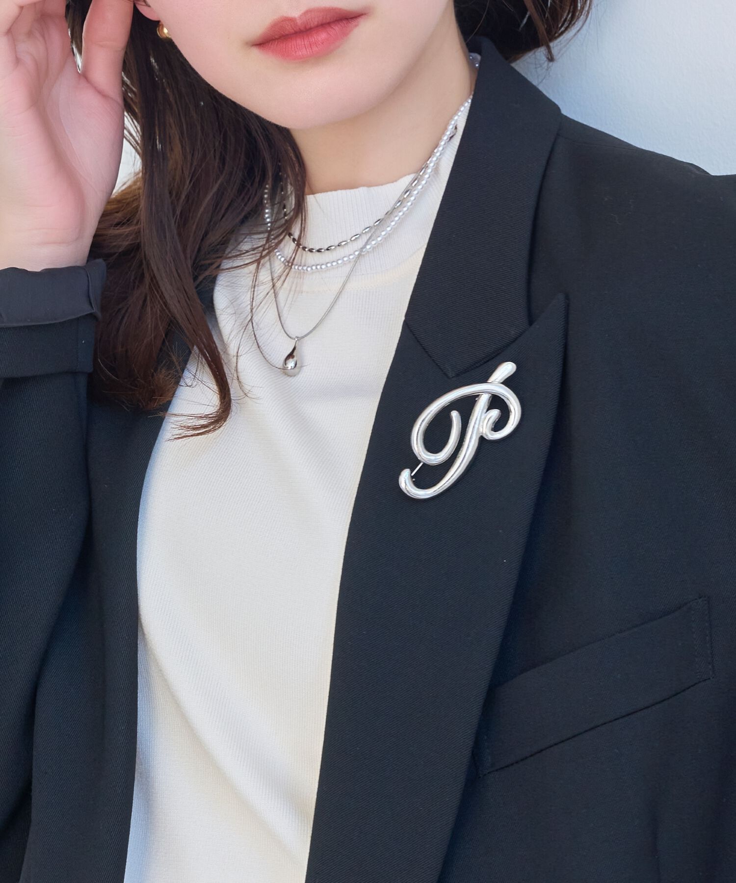 Phoebe「ニュアンスメタルブローチ　シルバー」|ブローチ・コサージュ|シルバー