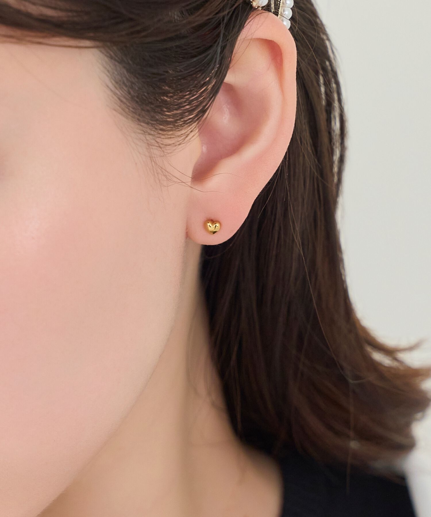 Phoebe「【金属アレルギー対応】パフィーハートピアス　ゴールド/サージカルステンレス」|ピアス|ゴールド