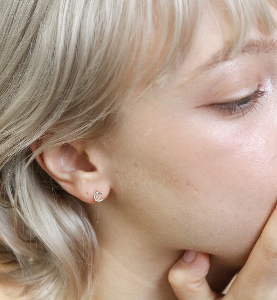  「K10YG ダイヤモンド クレセントムーン ピアス」|ピアス|